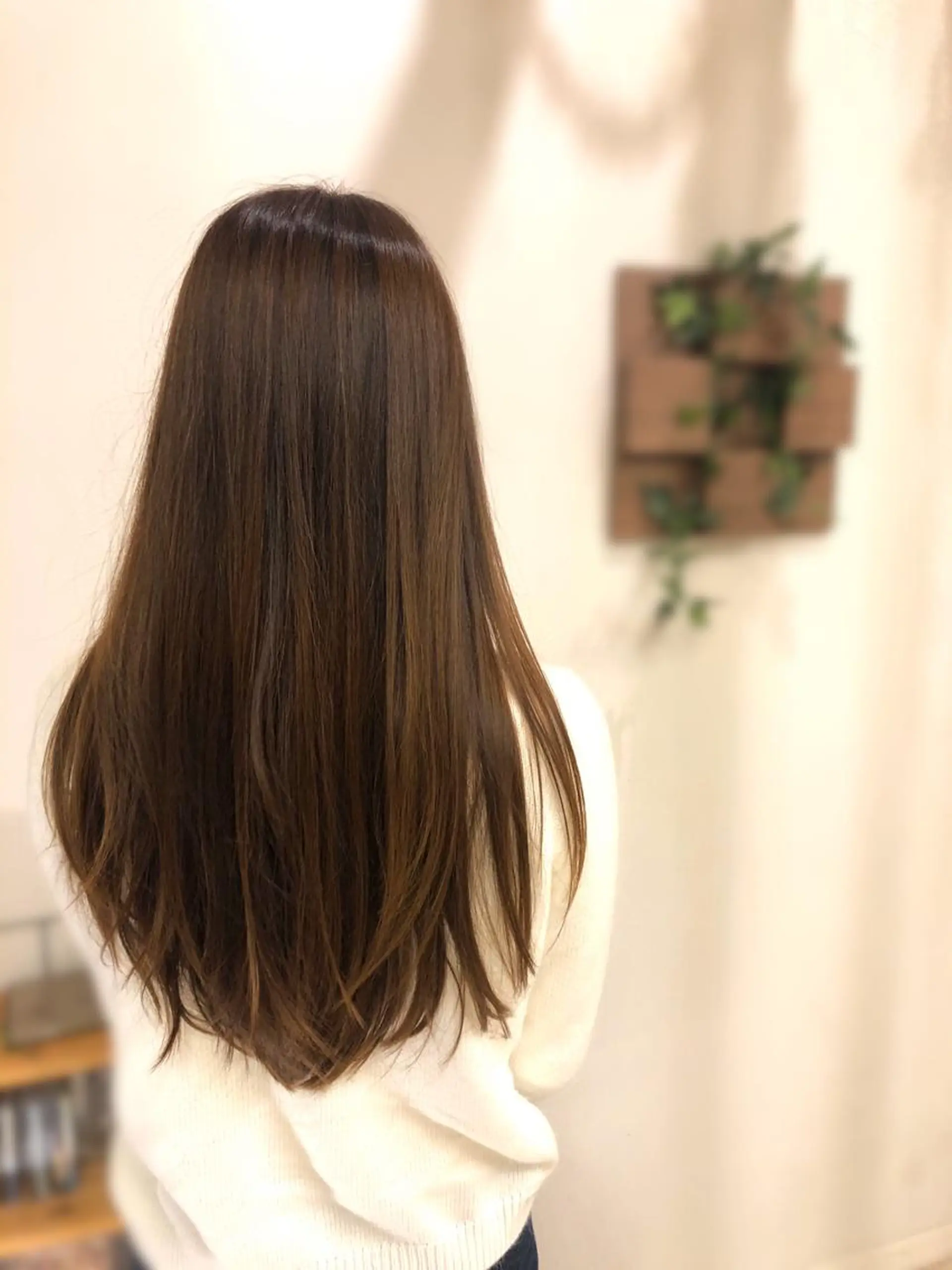 ロング 縮毛矯正 横野 孝志のヘアスタイル