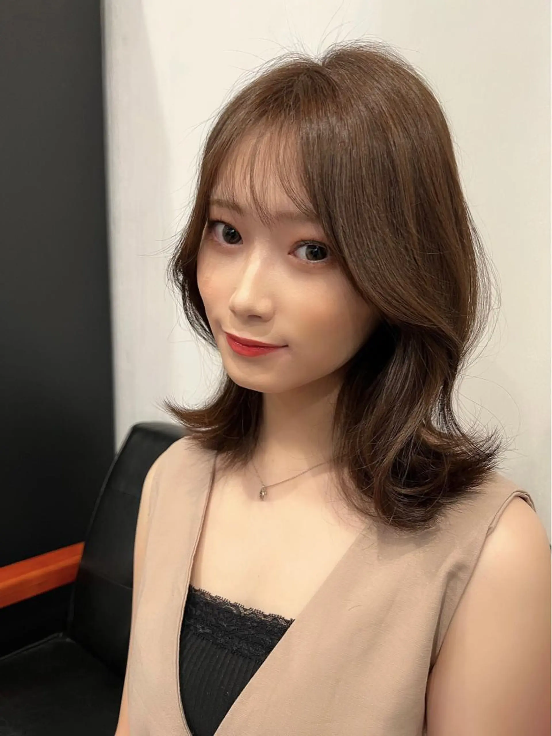 ミディアム カット ヘアカラー トリートメント 安井 貞好のヘアスタイル