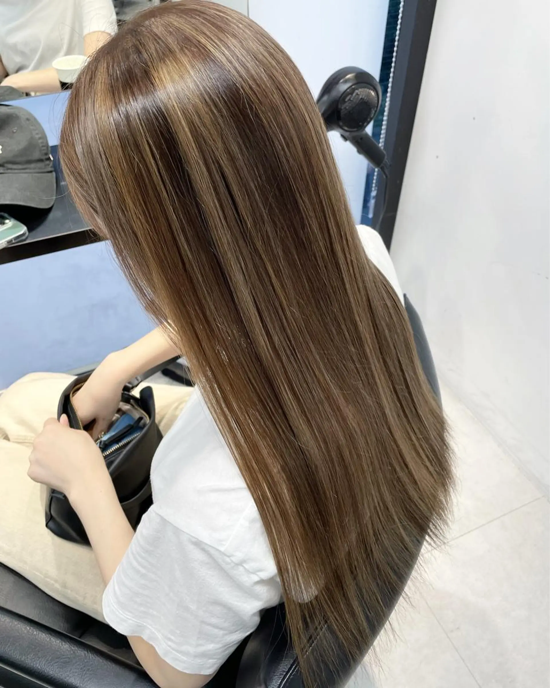 セミロング カラー ヘアアレンジ バレイヤージュ ブリーチ ケアブリーチ ダブルカラー ハイライトカラー ヘアカラー 髪質改善×ハイトーン 中田啄也のヘアスタイル