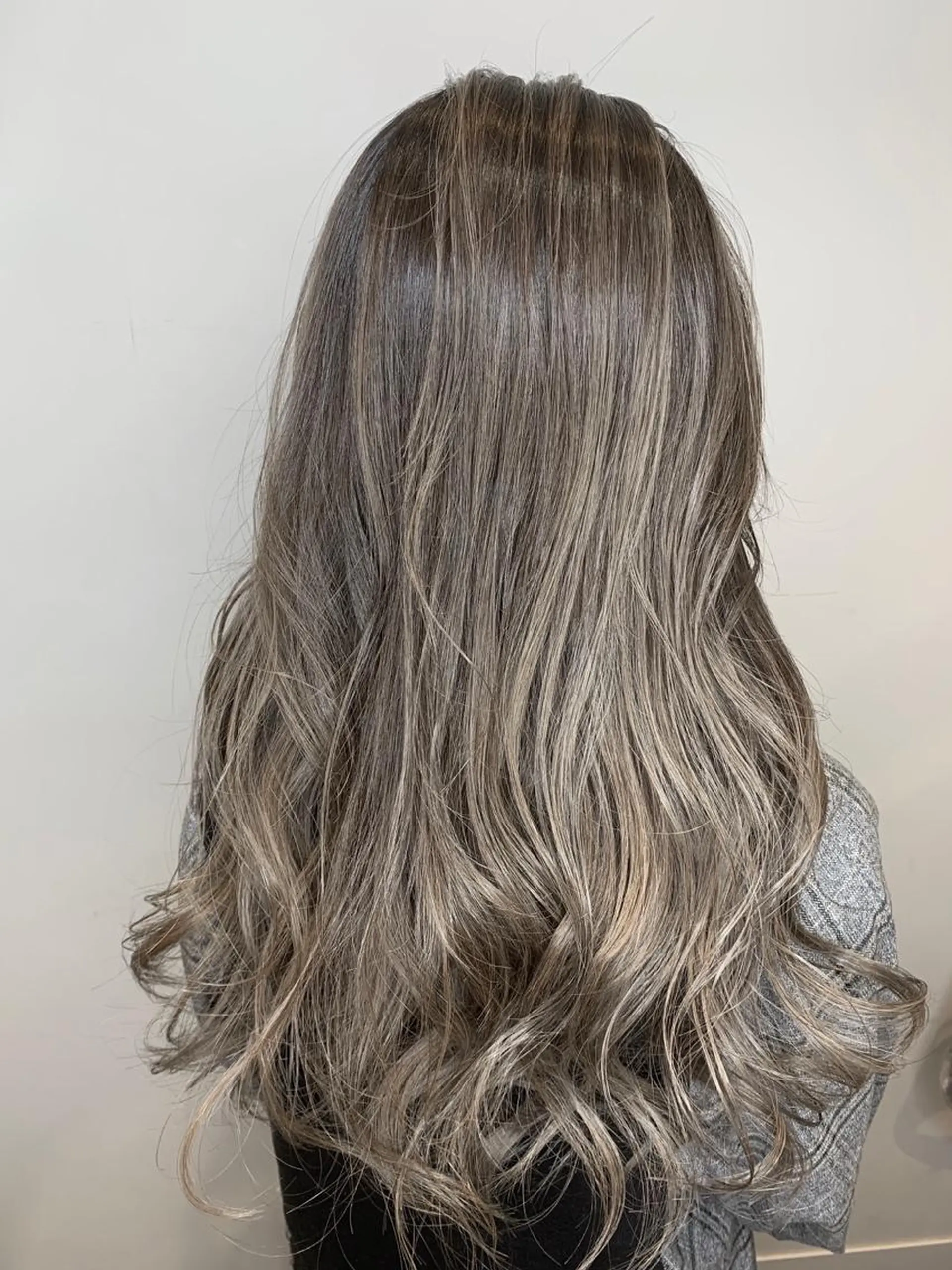 ロング カラー シールエクステ♦️ レイヤー♦️福田晃大のヘアスタイル