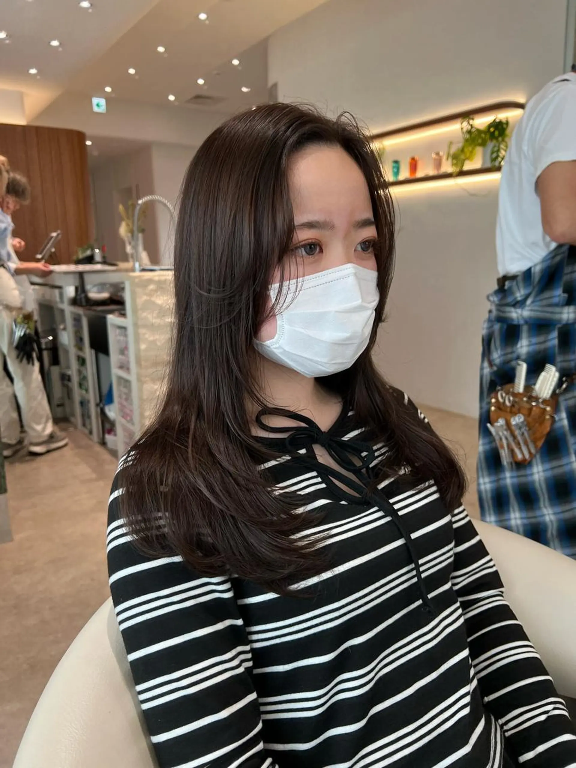 セミロング カラー グレージュ ラベンダーカラー ラベンダーグレージュ ラベンダーグレー 韓国風ヘア 韓国レイヤー🇰🇷 韓国研修◎渋谷カイトのヘアスタイル