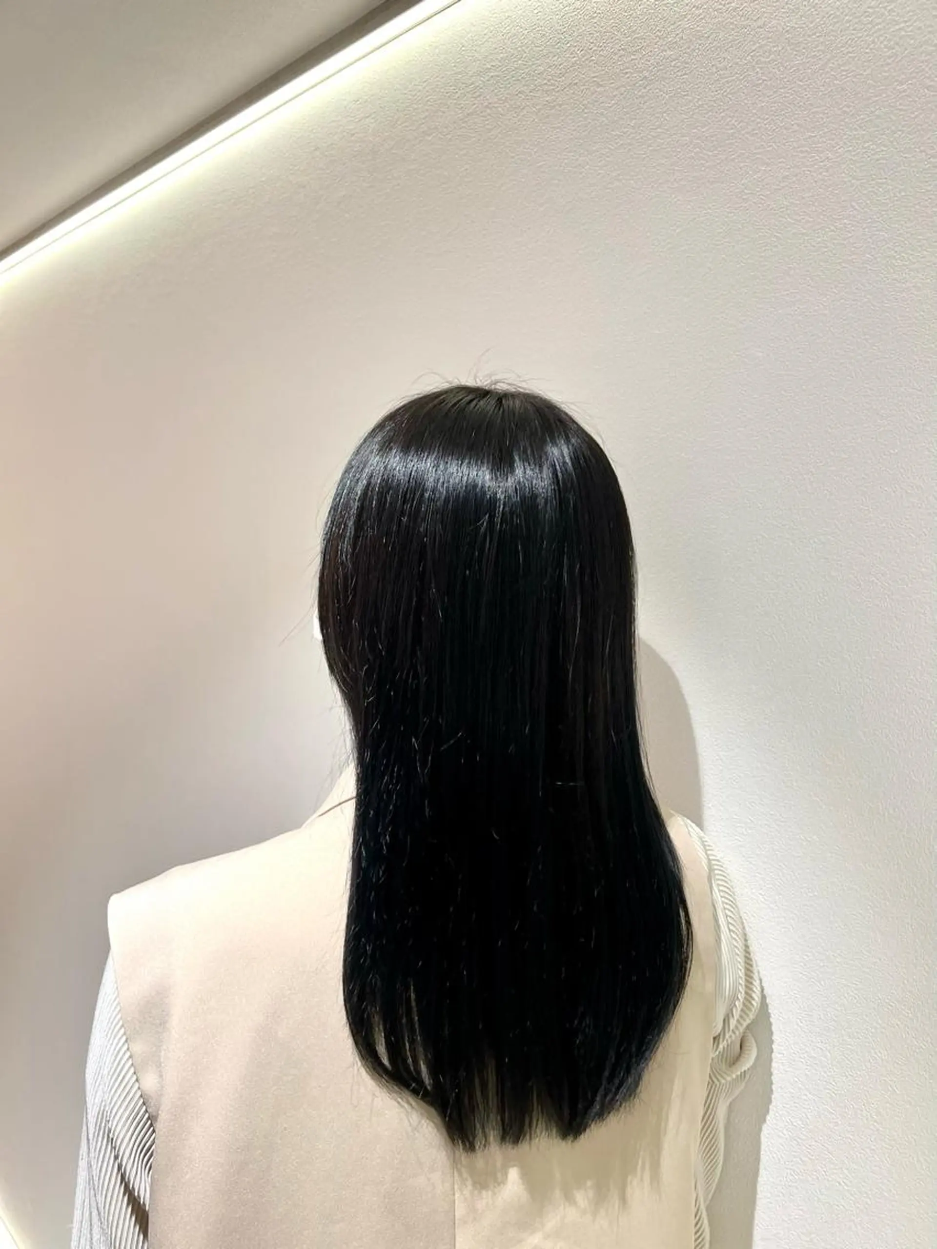 ロング カラー 黒髪 ブルーカラー ブルーブラック Nﾟdeseo✂︎ HARUKAのヘアスタイル