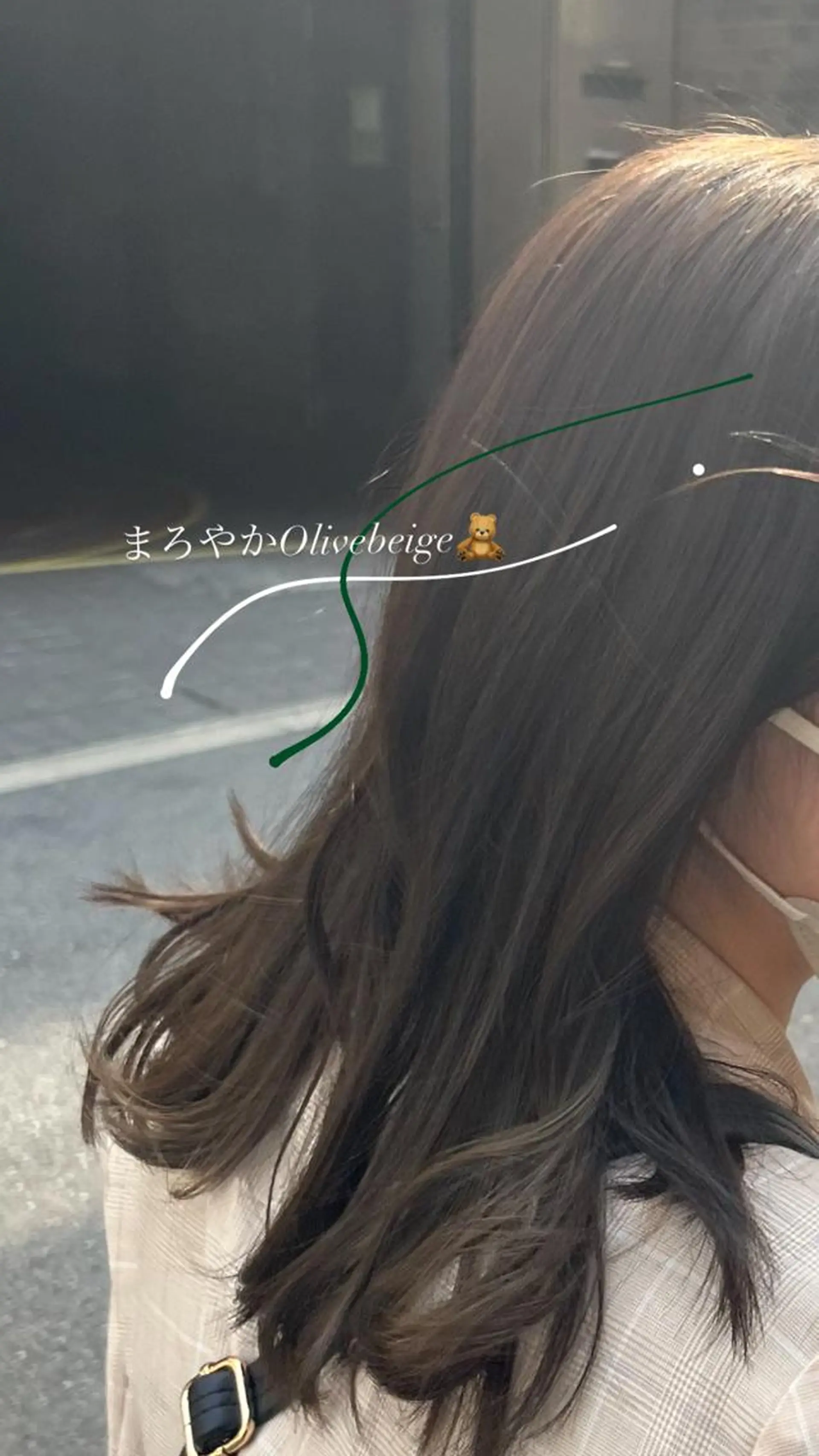 ミディアム レイヤーカット/ 酸性ストレート梅田のヘアスタイル