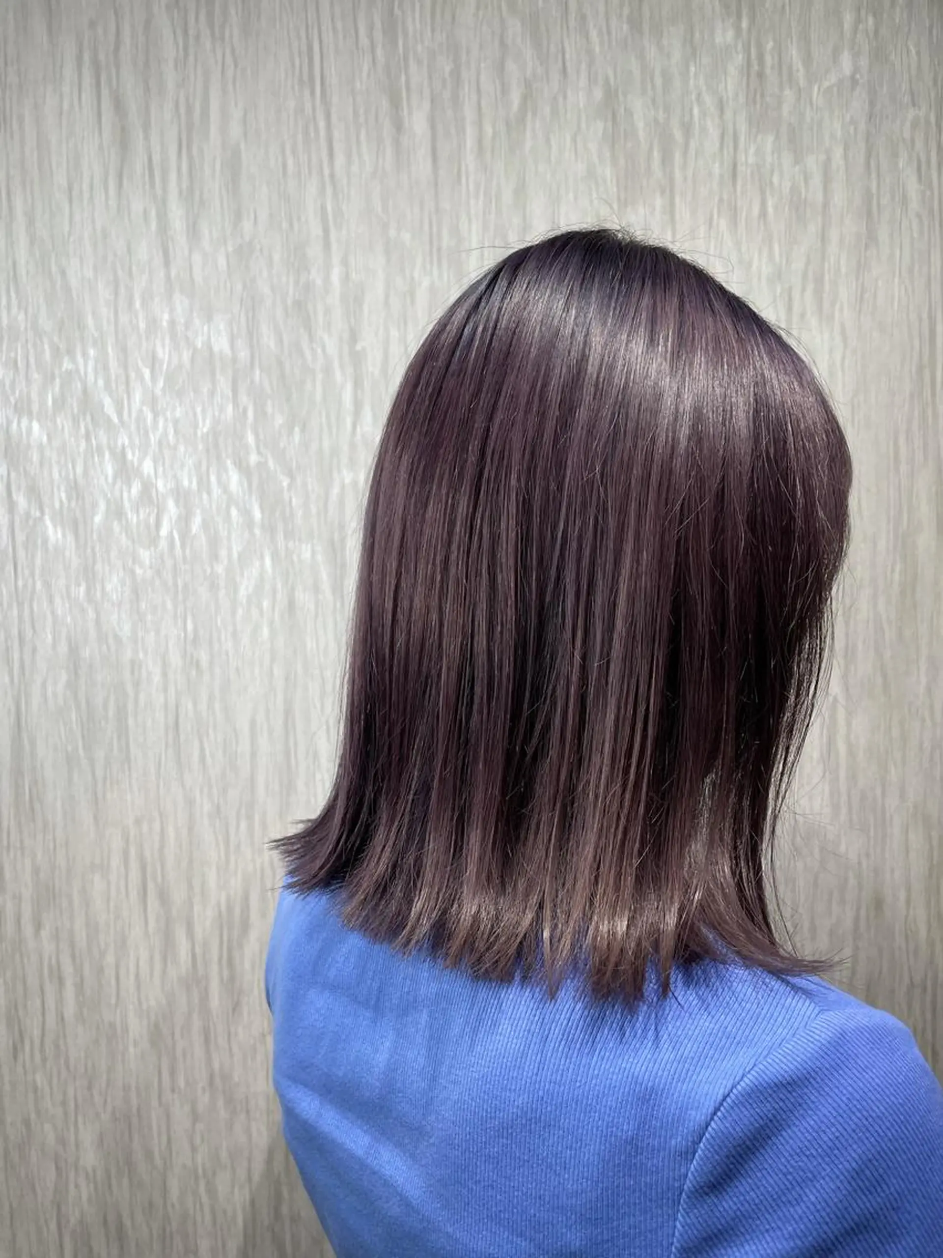 ミディアム カラー パープルカラー カット ヘアカラー トリートメント newiGRANDE 🌈萩原聖也のヘアスタイル