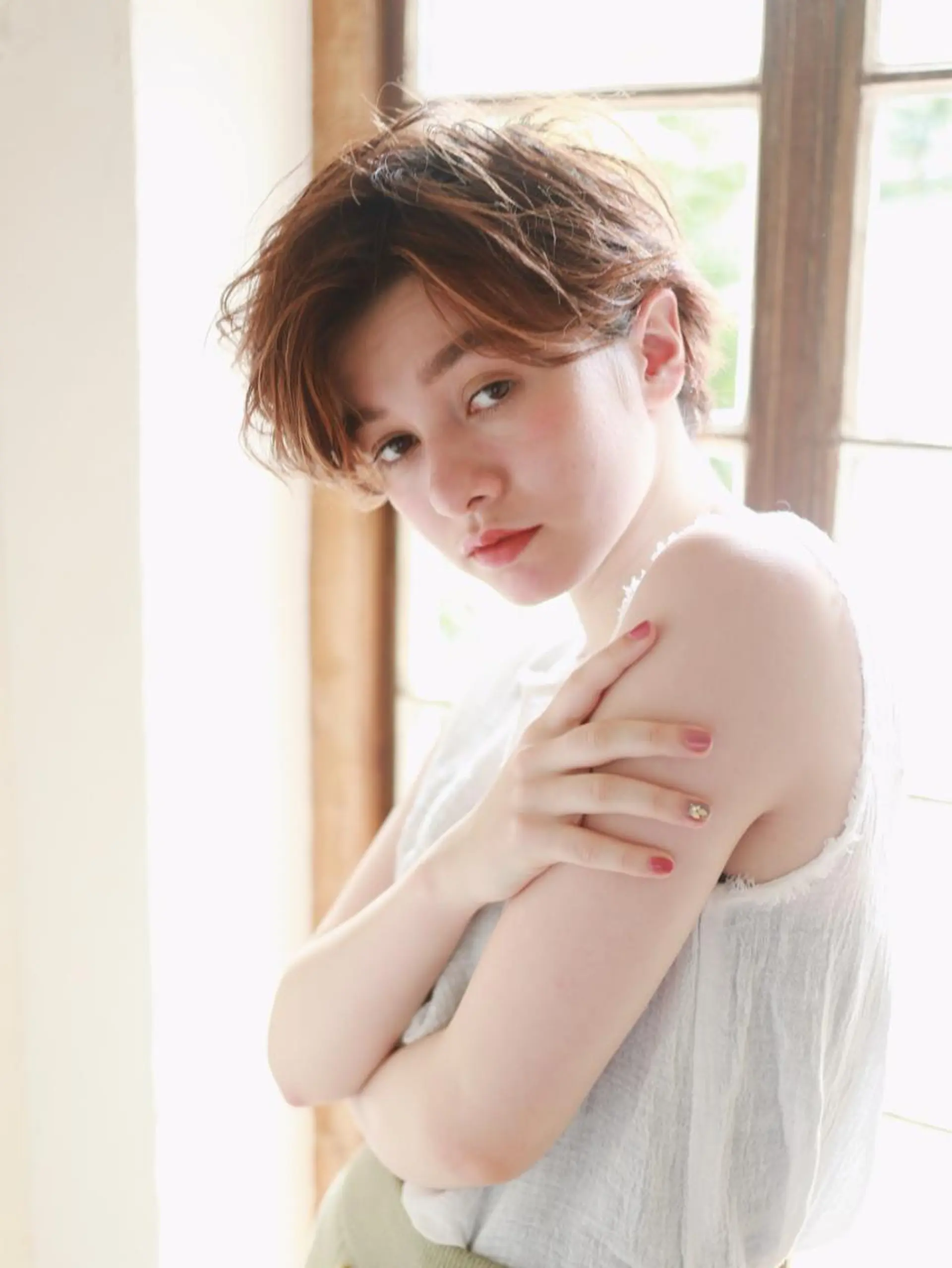 ショート カラー パーマ ボブ ショートヘア カット ヘアカラー アンブレラカラー💫 フェイスフレーミングのヘアスタイル