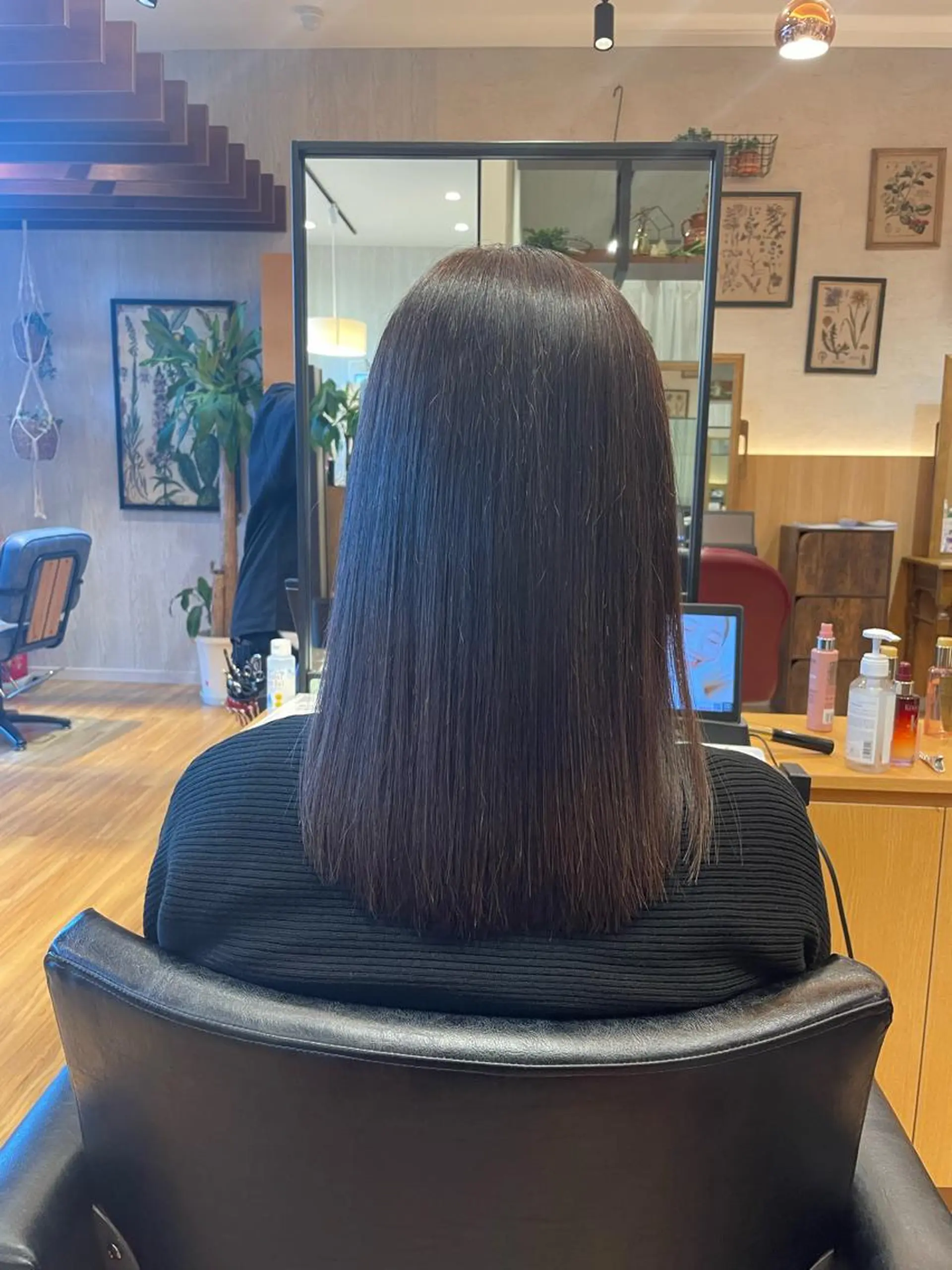 ロング WE RULE 札幌店 【ウィールール 札幌店】所属・✨️大人ショート 髙橋朋花のヘアスタイル