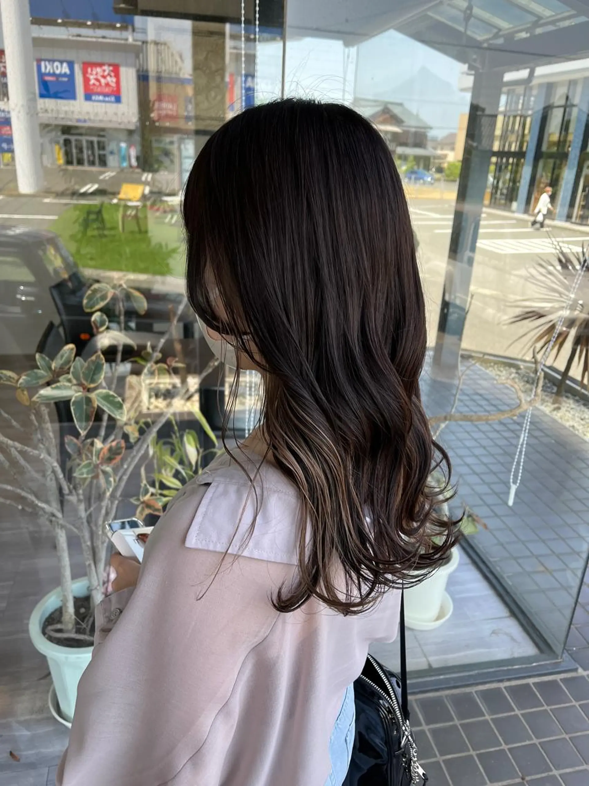 セミロング alu yuinaのヘアスタイル