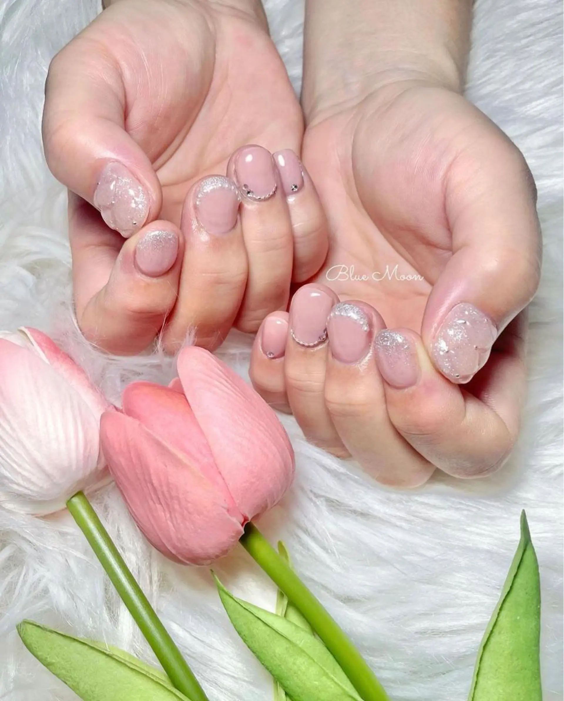 ネイル ハンドネイル フットネイル ハンドケア nail salon Blue Moonのネイルデザイン