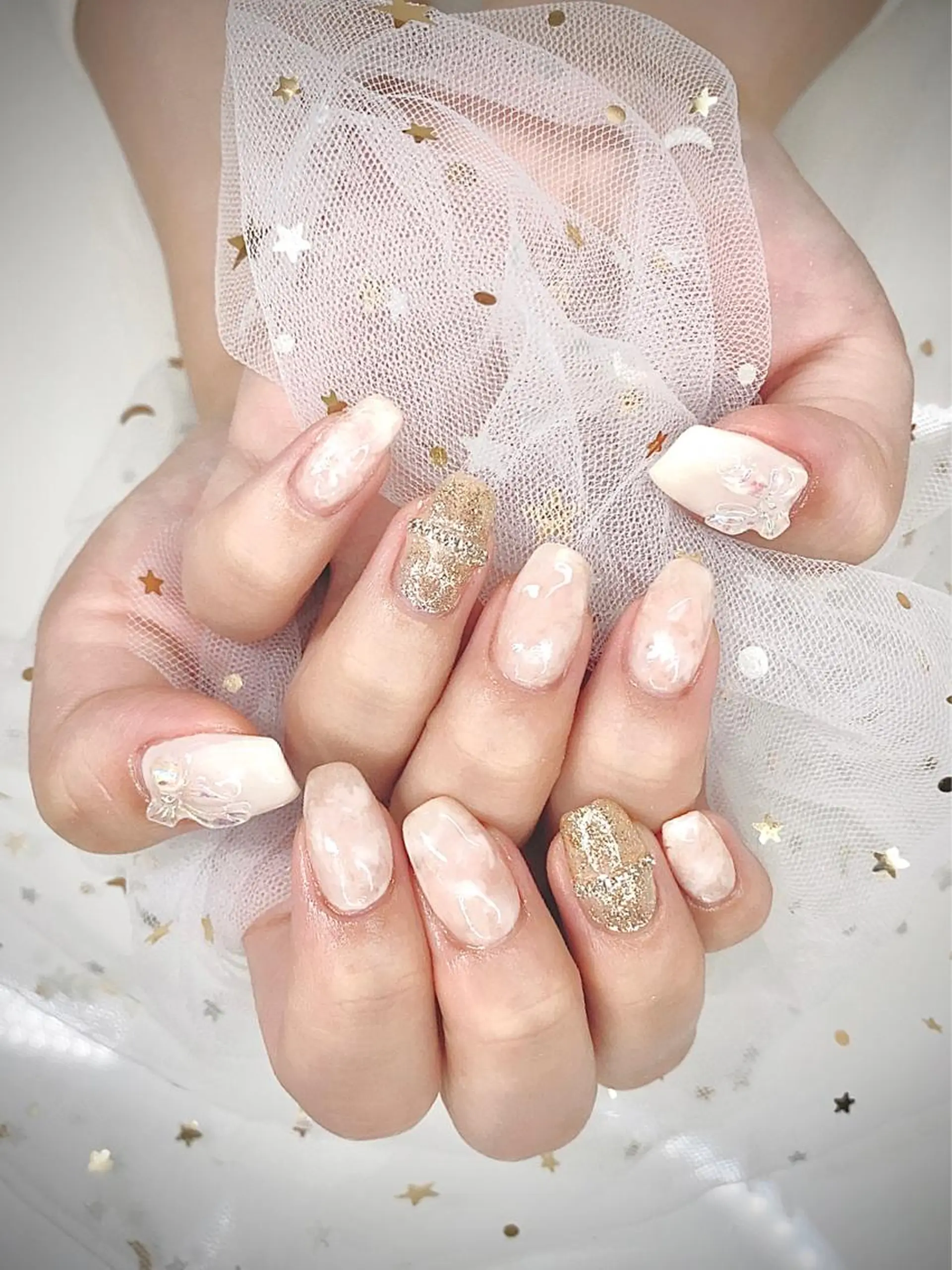 ネイル I-nailロング /ワンホン/キラキラのネイルデザイン