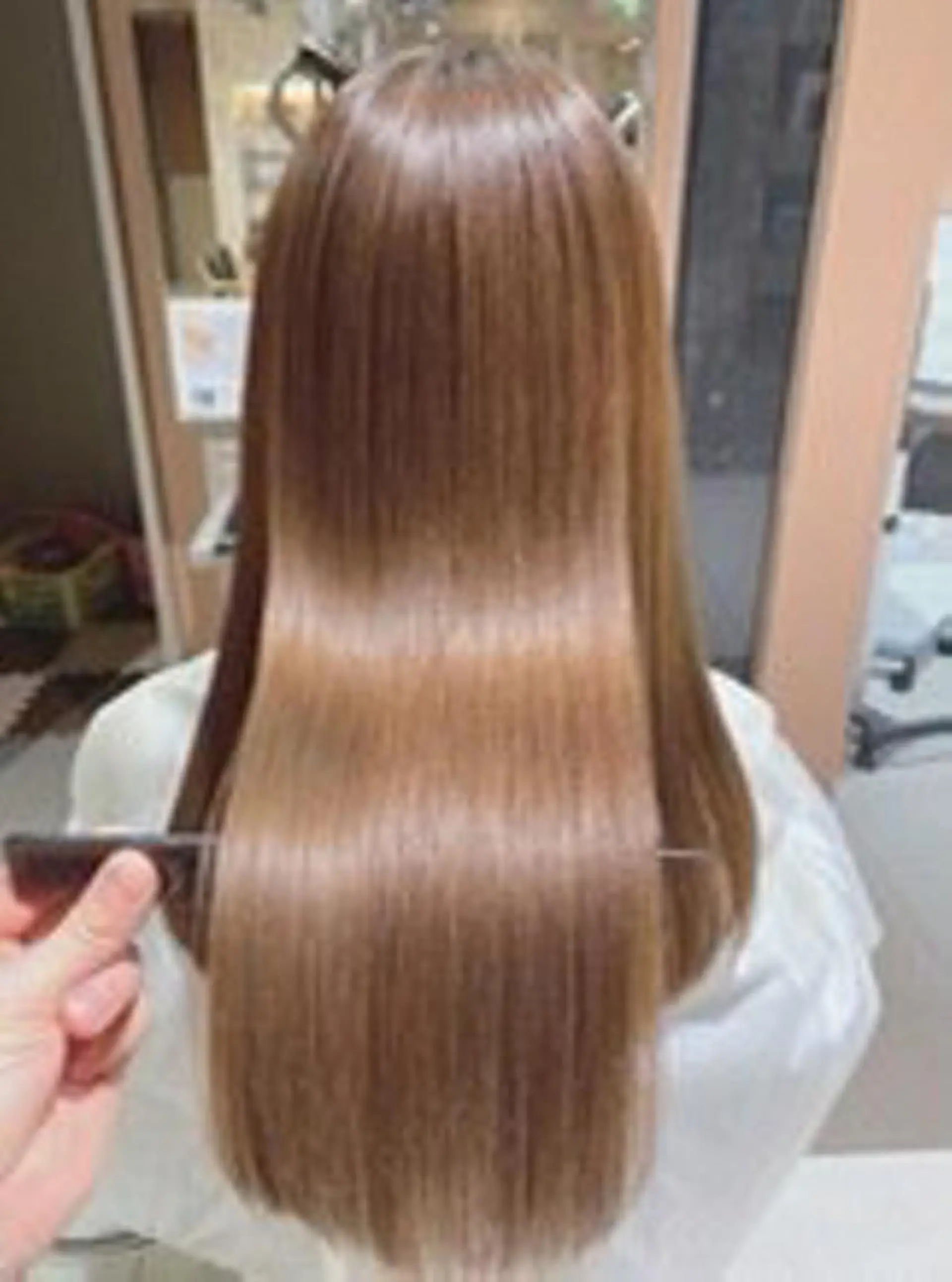 セミロング カラー 全店売上No.1🏆 ✨深江裕稀のヘアスタイル