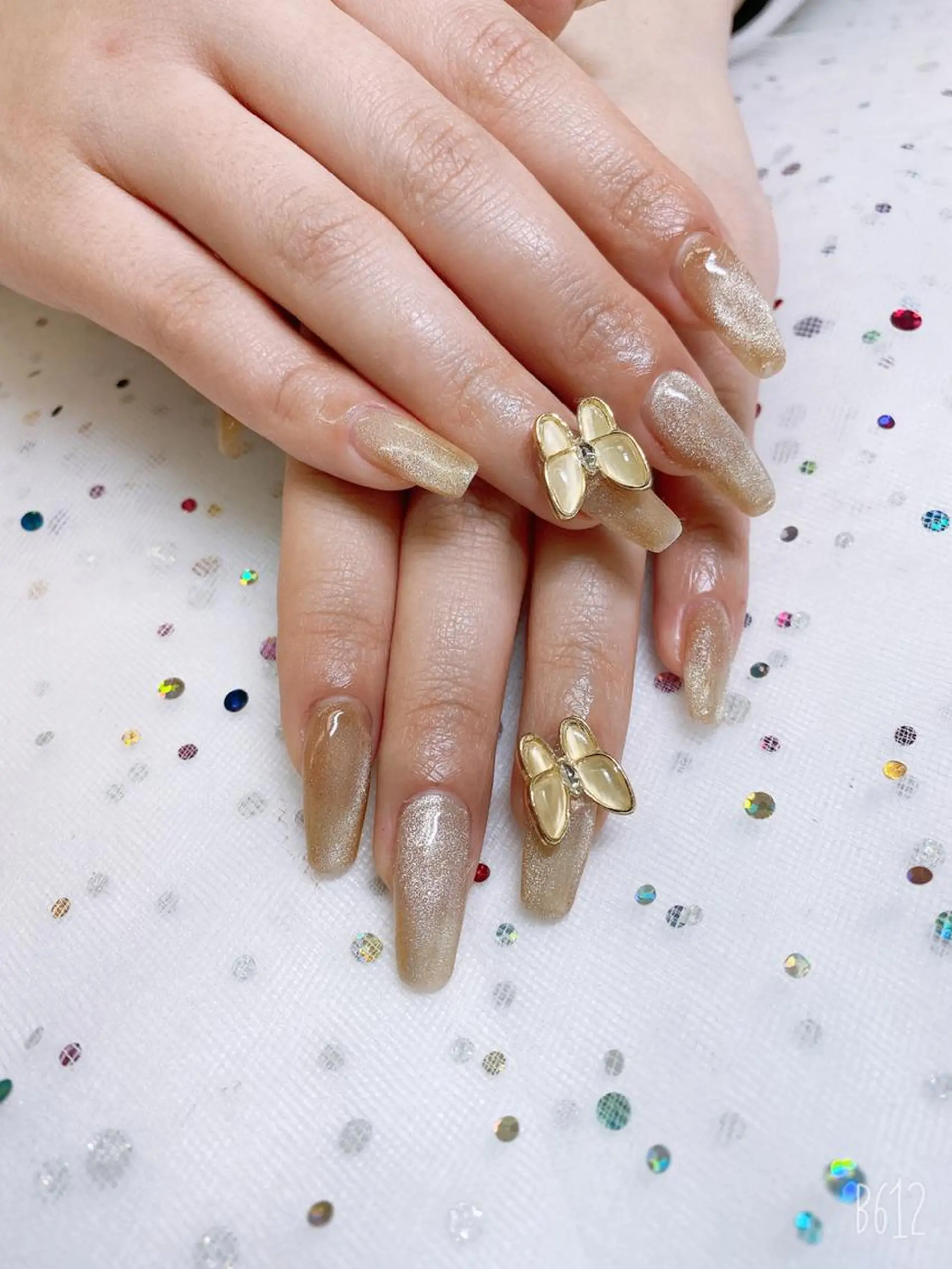 ネイル 🦋ネイルサロン ブラン🌈ゆりのネイルデザイン