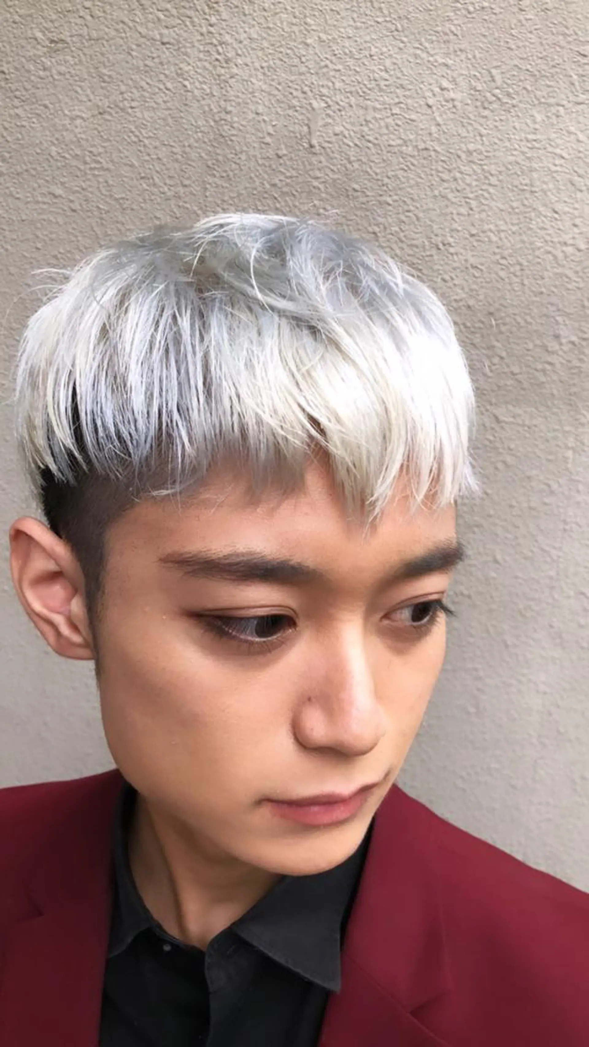 ショート 圧倒的美髪ストレート ツダケイタロウのヘアスタイル