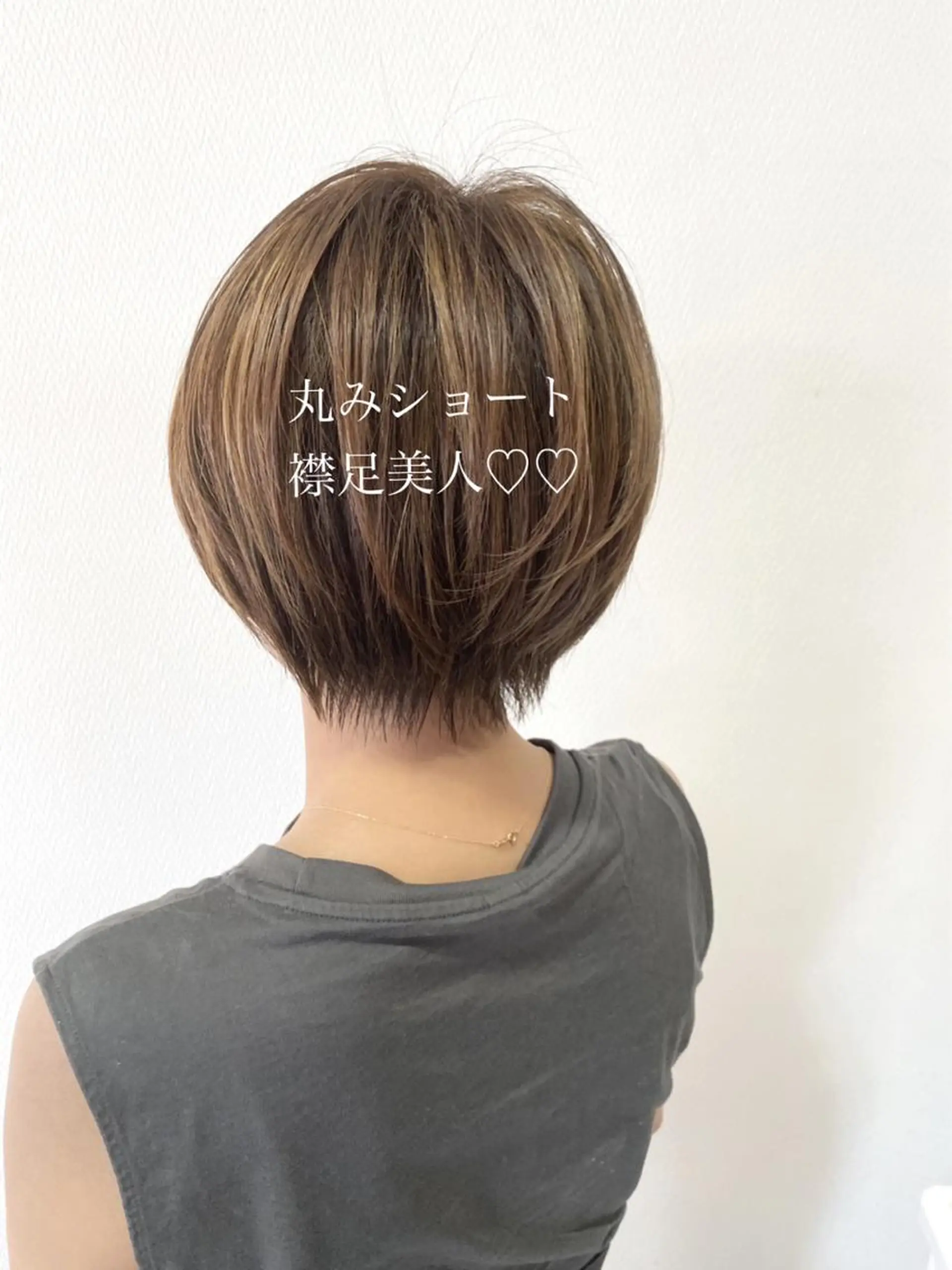 ショート 山本 茉希のヘアスタイル