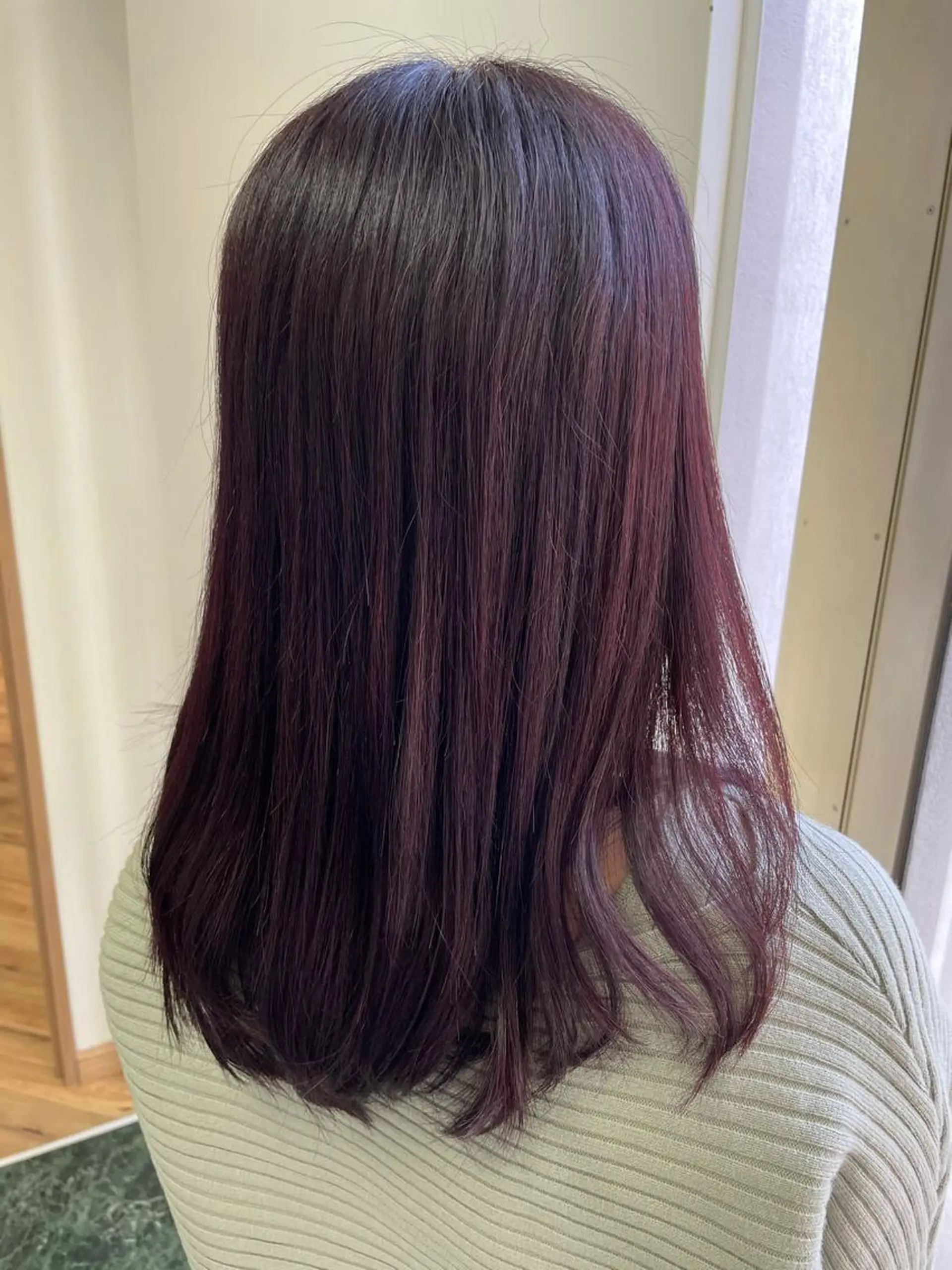 セミロング 髪質改善お任せ ください♪ひとみのヘアスタイル