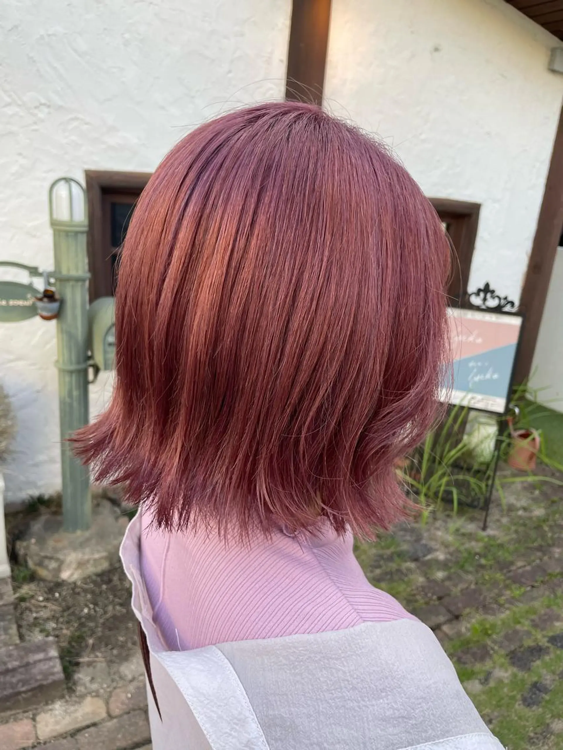 カラー ベージュカラー ピンクカラー ピンクベージュ ヘアカラー 家下 愛梨のヘアスタイル