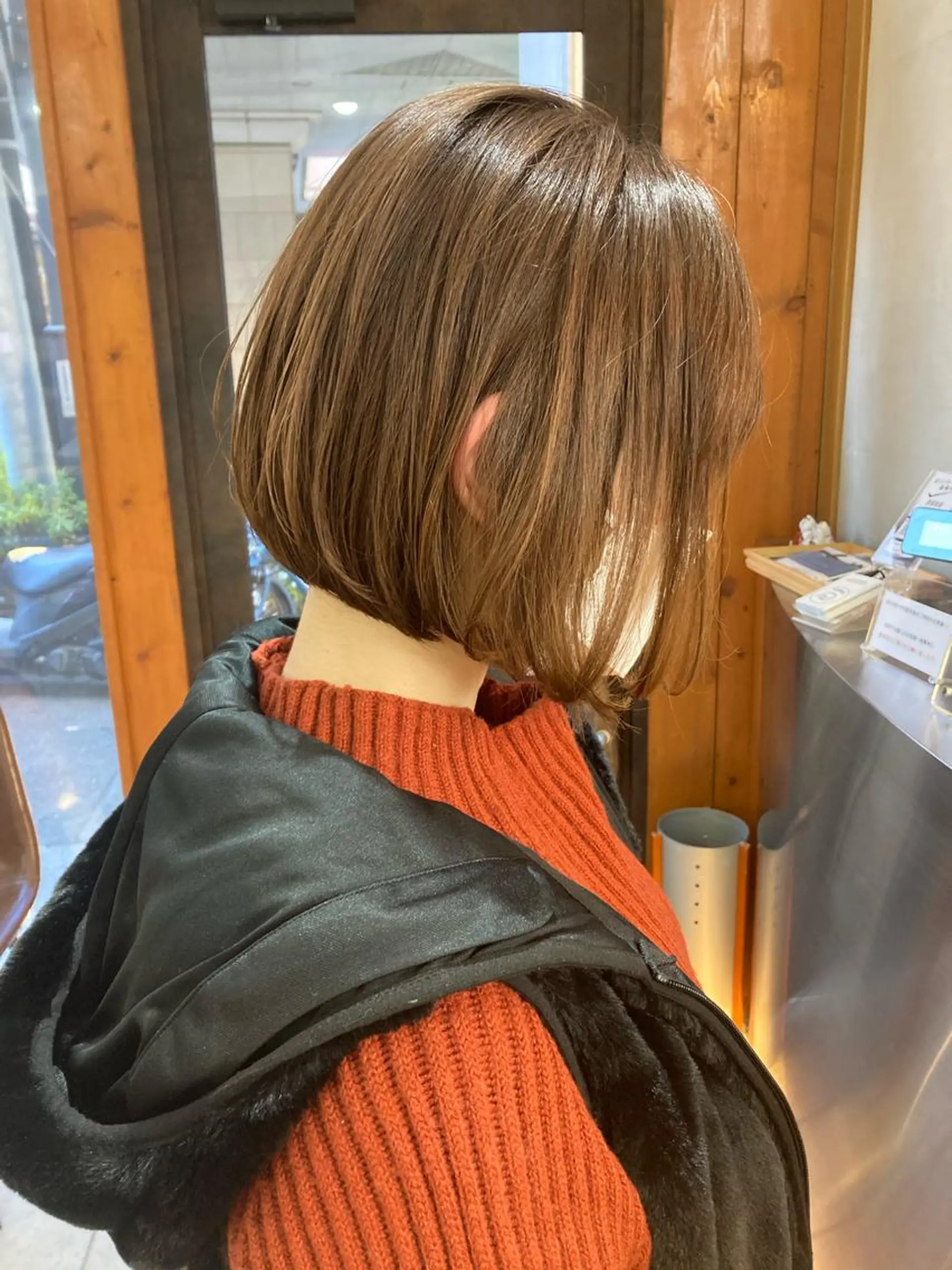 カラー 金子 歩実のヘアスタイル