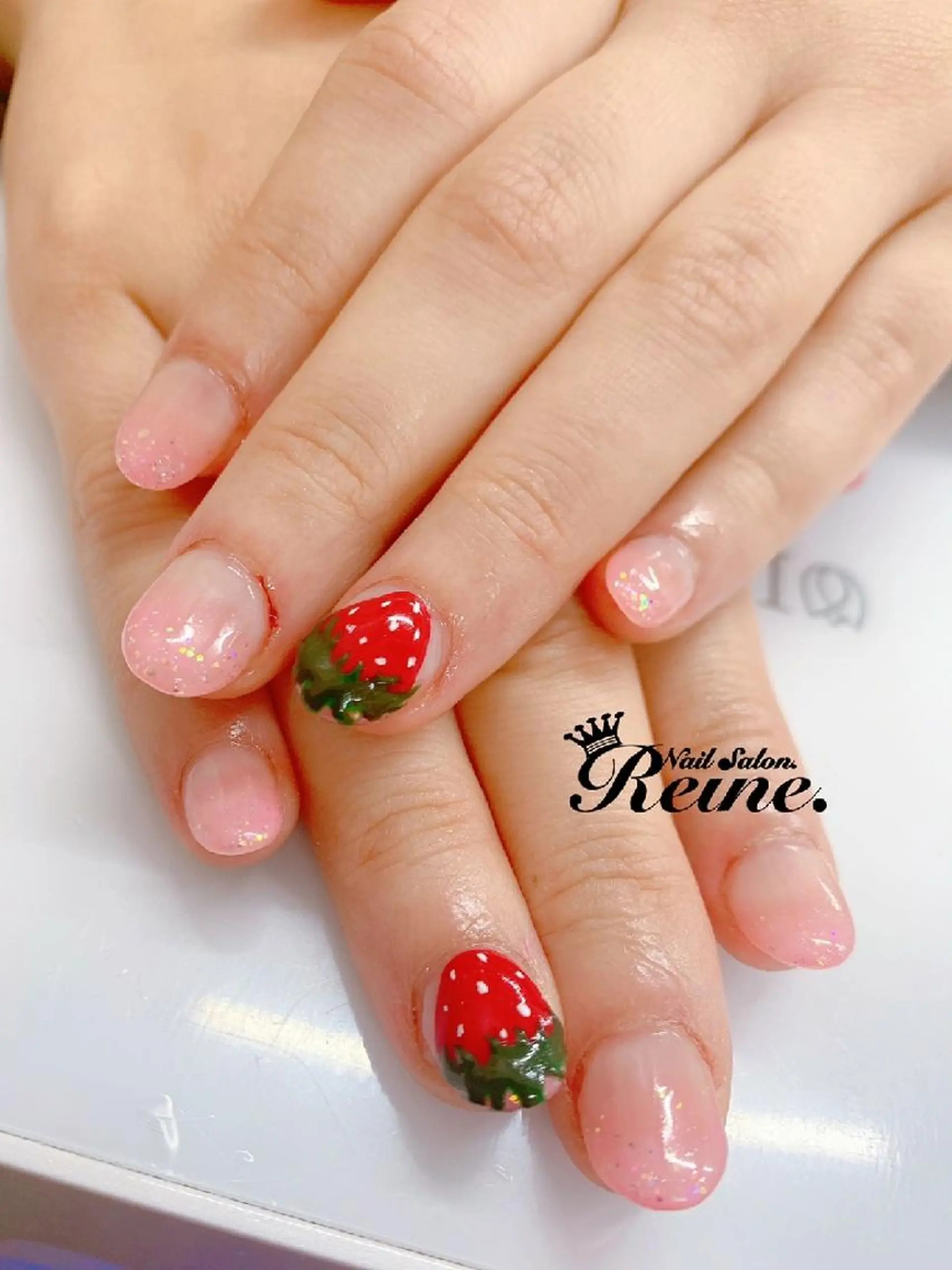 ネイル Nailsalon Reine所属・玉栄 伶奈のネイルデザイン