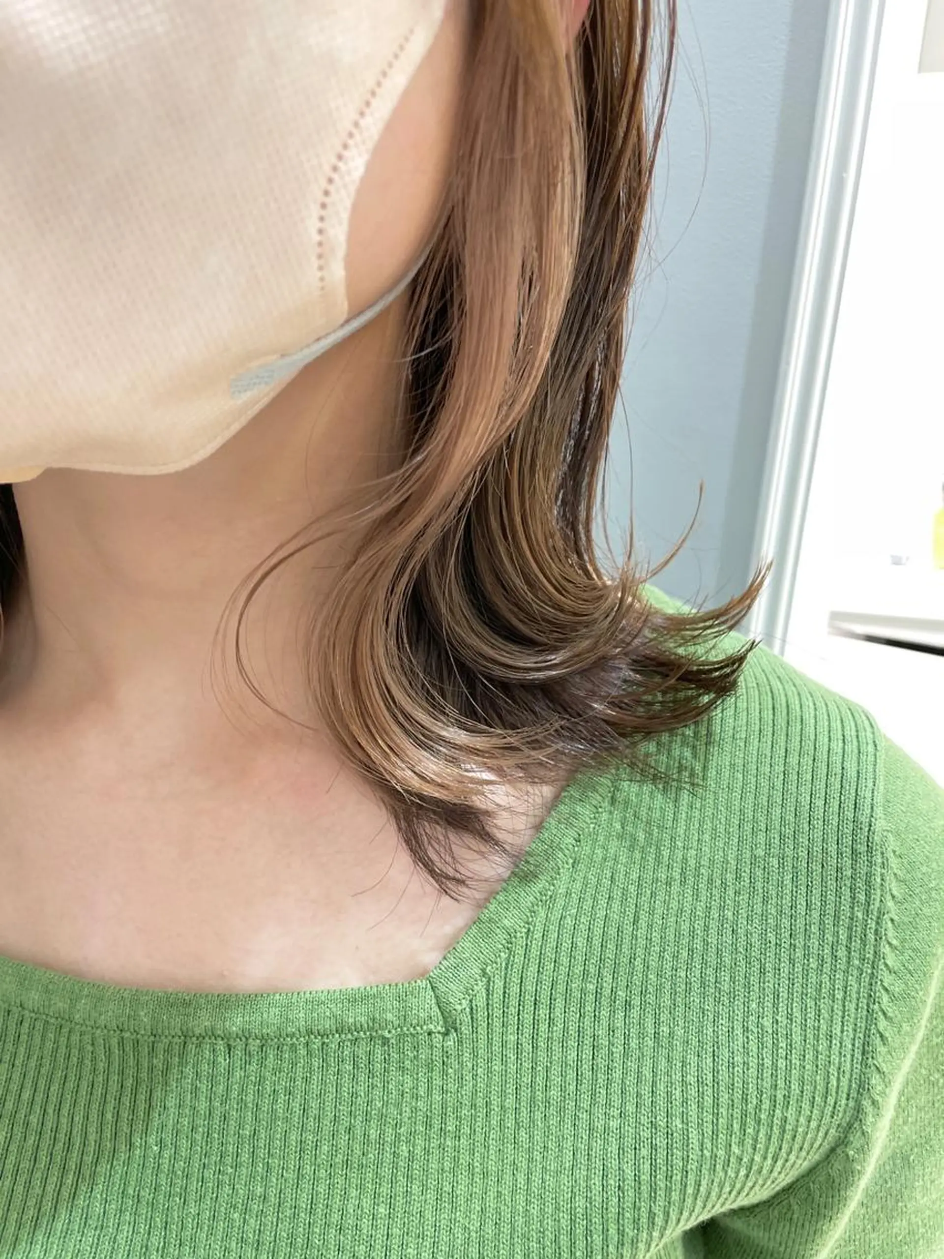 ミディアム カラー イヤリングカラー ヘアカラー トリートメント 💎小顔前髪&髪質 改善カラー💎片桐のヘアスタイル