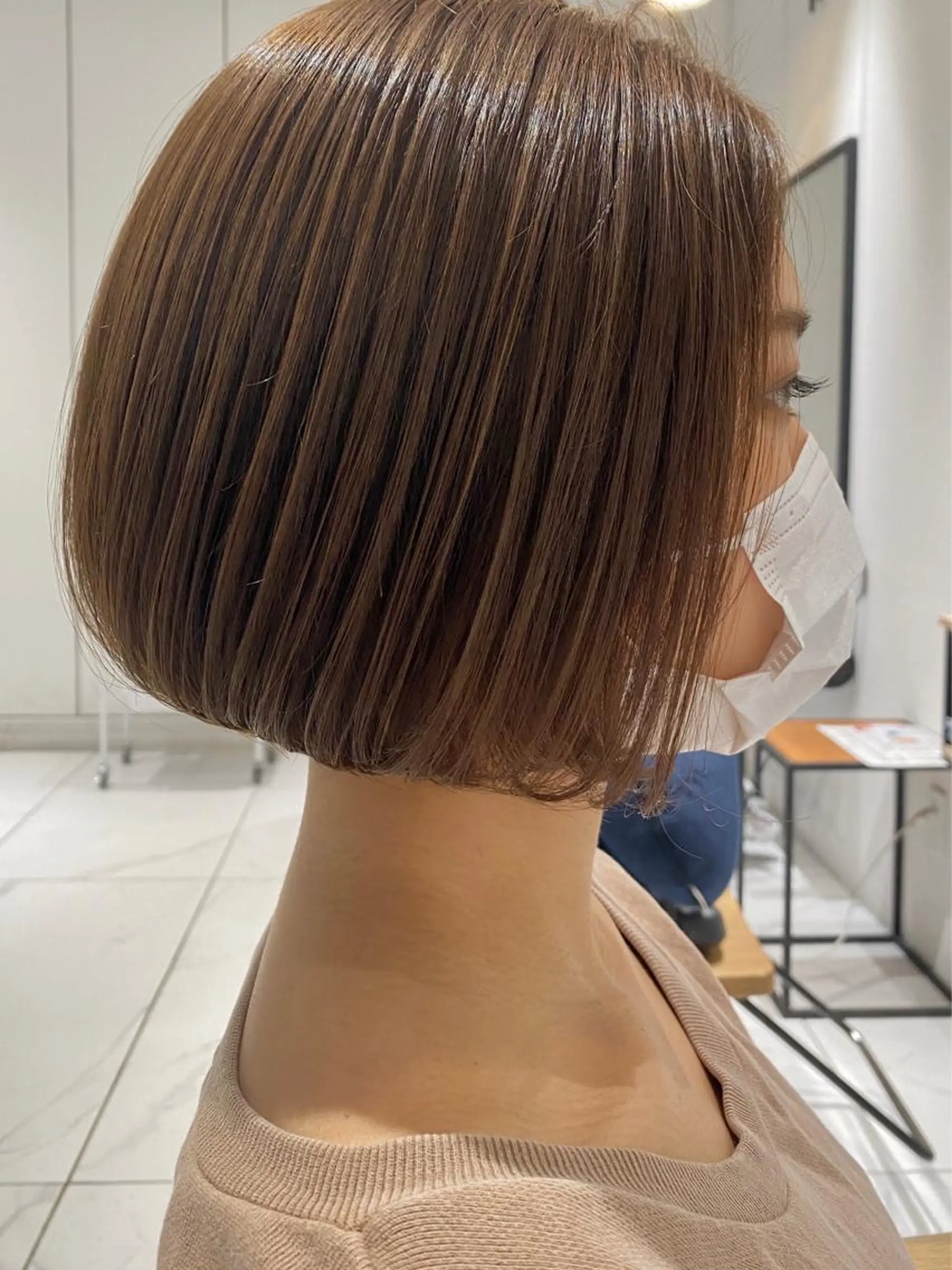 ショート カラー ベージュカラー ボブ 艶レイヤー/艶髪矯正 /ケラトリ/石井のヘアスタイル