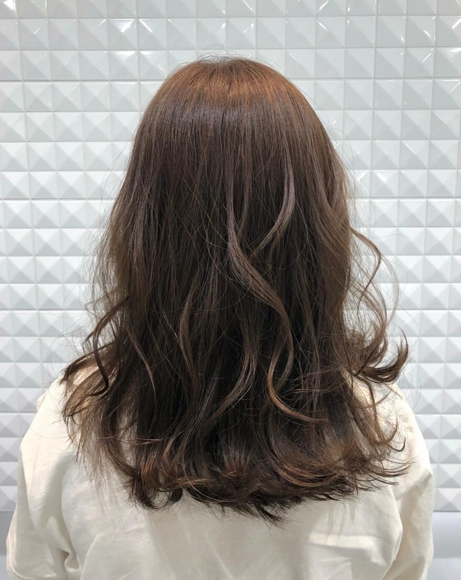 ロング カラー 磯山 直貴のヘアスタイル