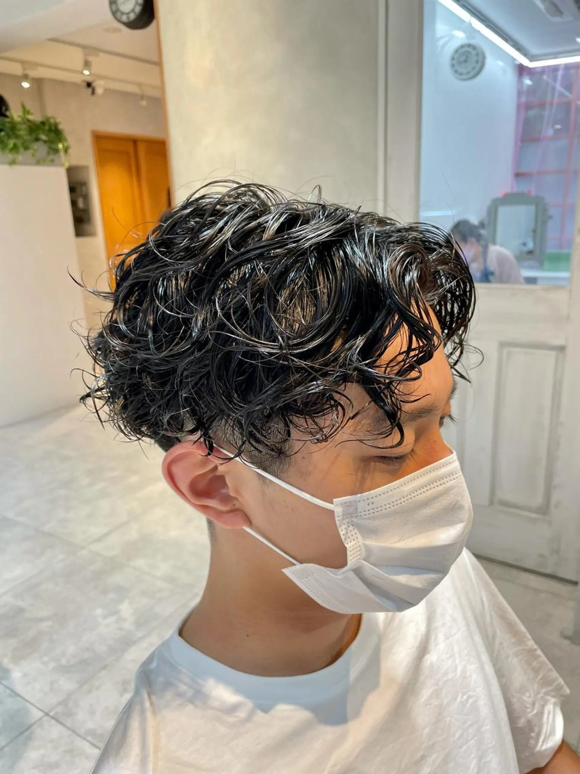 ショート パーマ スパイラルパーマ 若林 良のヘアスタイル