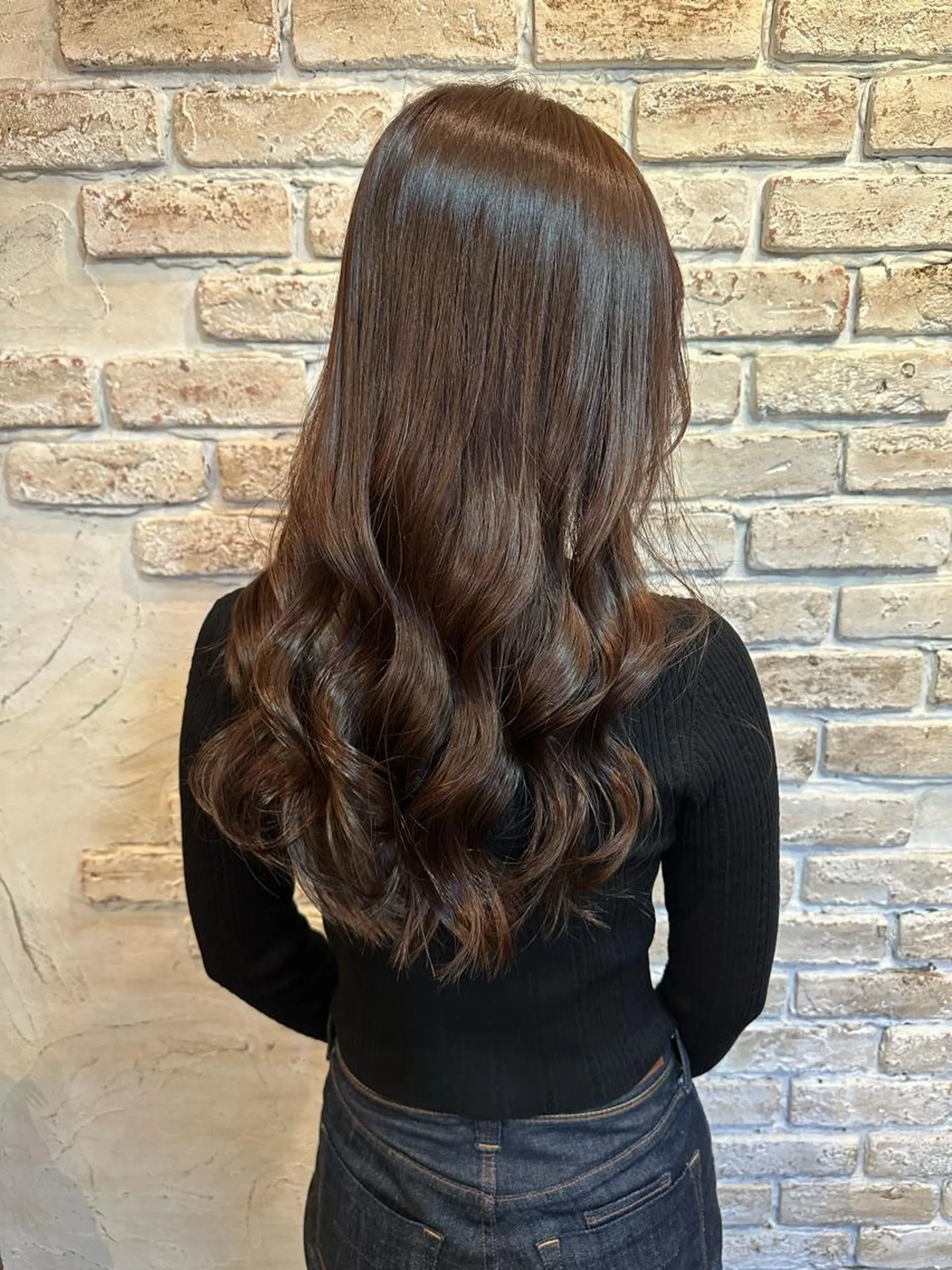 ロング カラー Babylone 飯尾 香音のヘアスタイル