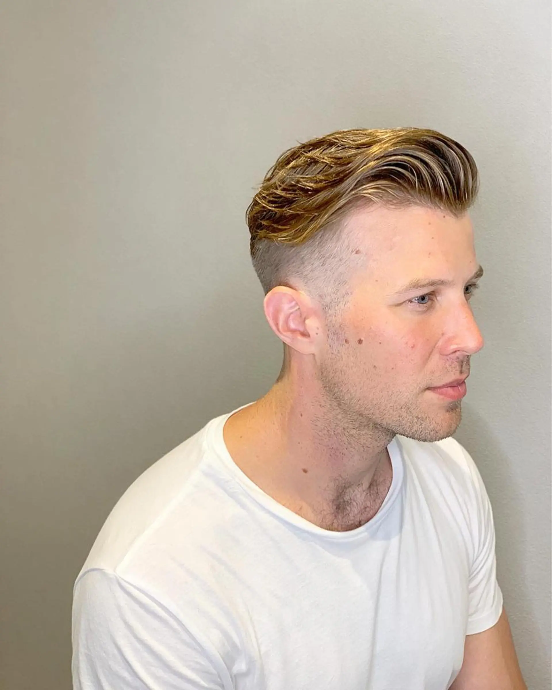 メンズ フェードカット スキンフェード Leverage所属・【店長】外国人風 メンズヘア尾上雄輝のヘアスタイル