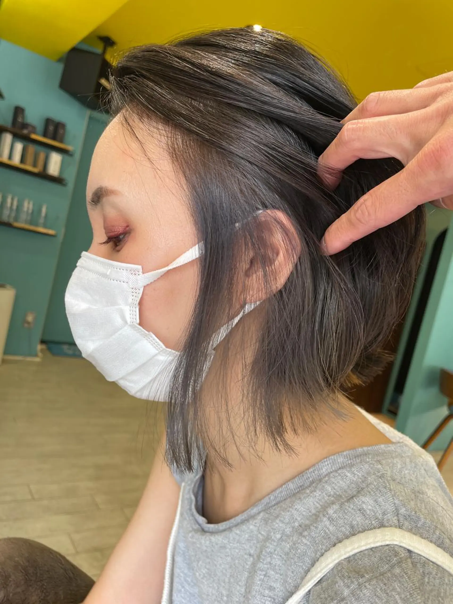 ミディアム カラー ブルーカラー ブルージュ インナーカラー ボブ カット ヘアカラー 末石 智のヘアスタイル