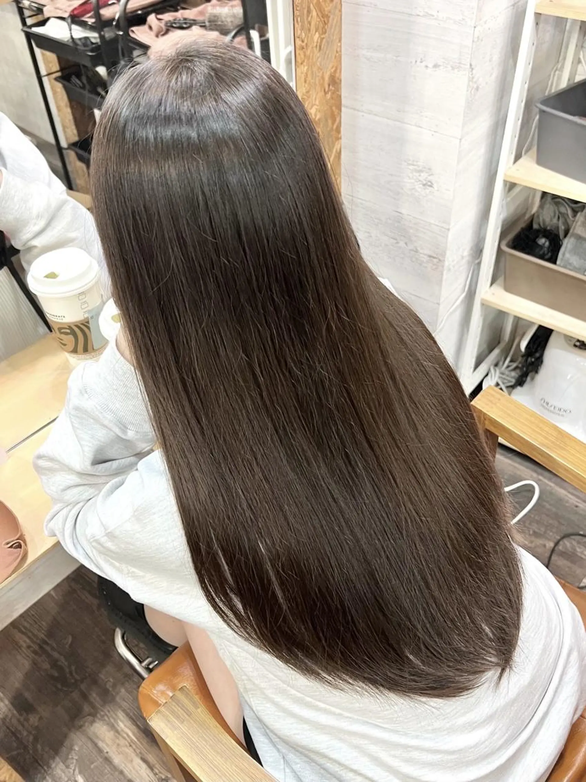 セミロング カラー カット ヘアカラー トリートメント プチプラ&ハイクオ リティ✰Lilly✰のヘアスタイル