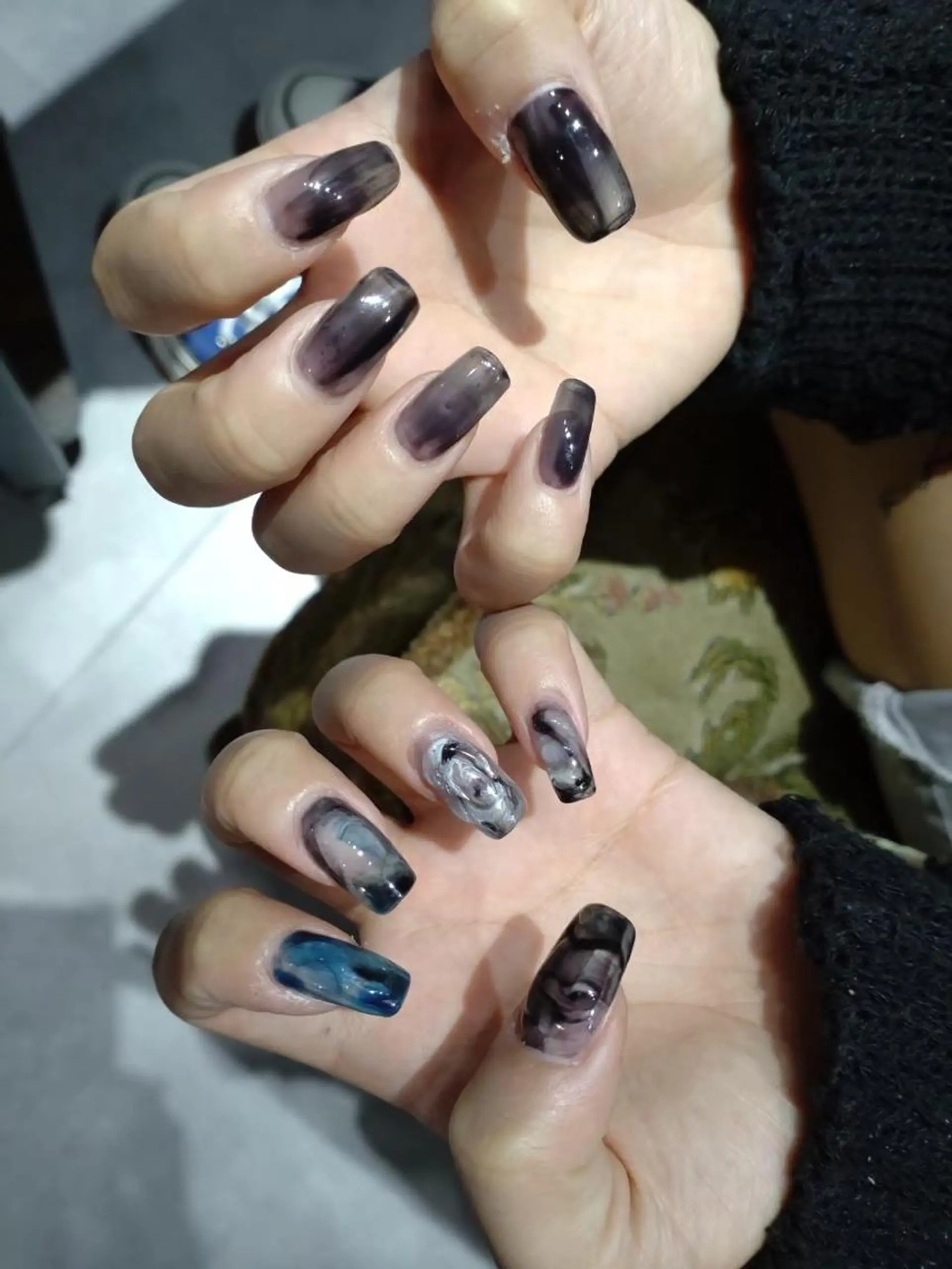 ネイル 🪐富島彩夏 /海外nail🪐のネイルデザイン