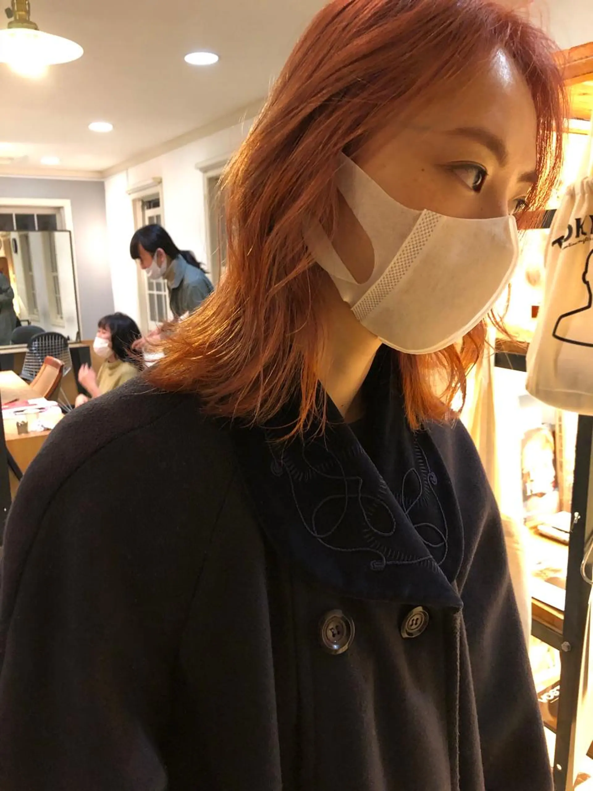 セミロング カラー NOUN所属・eri kinjoのヘアスタイル