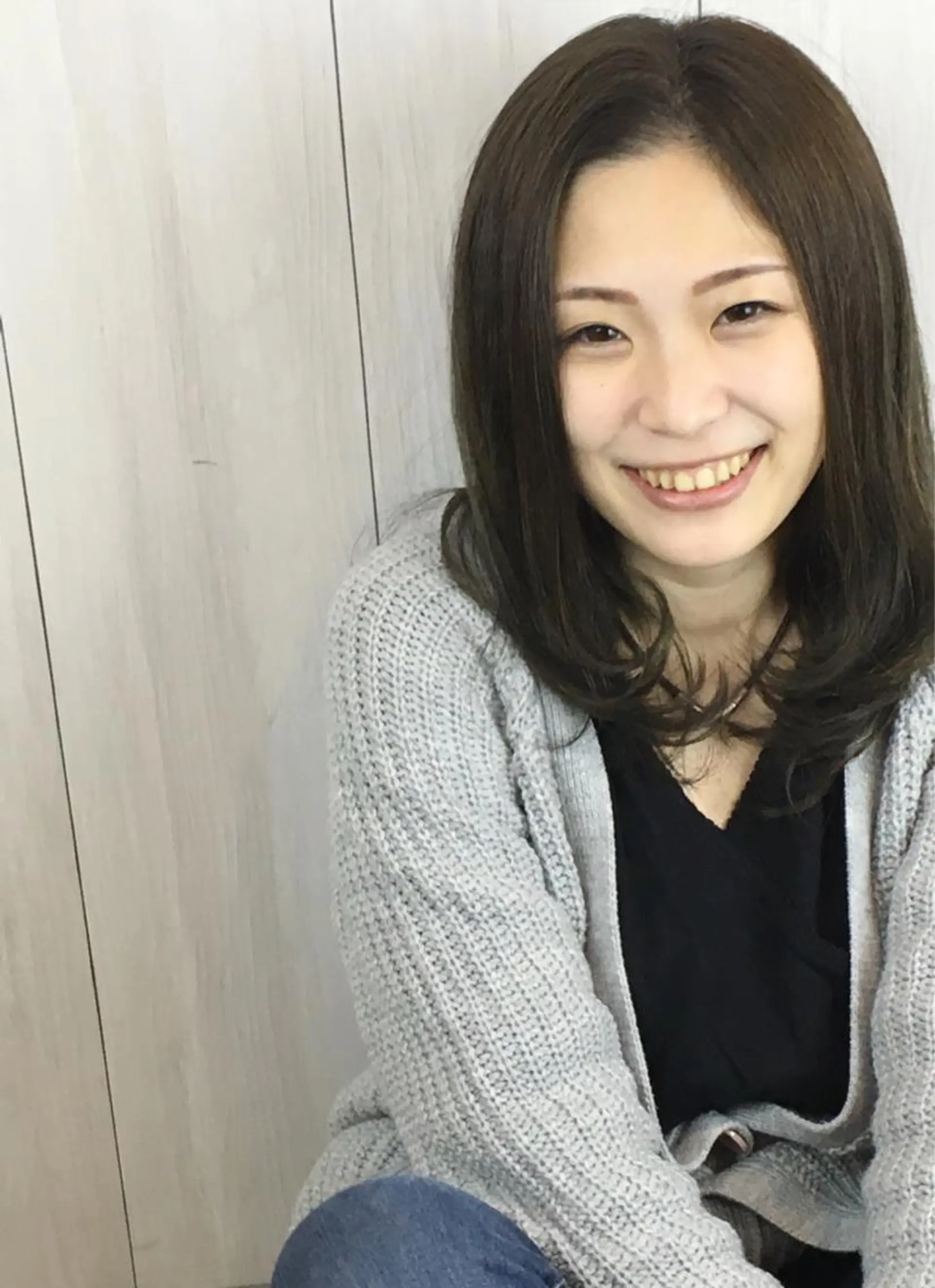 セミロング カラー ナガサカ サチのヘアスタイル