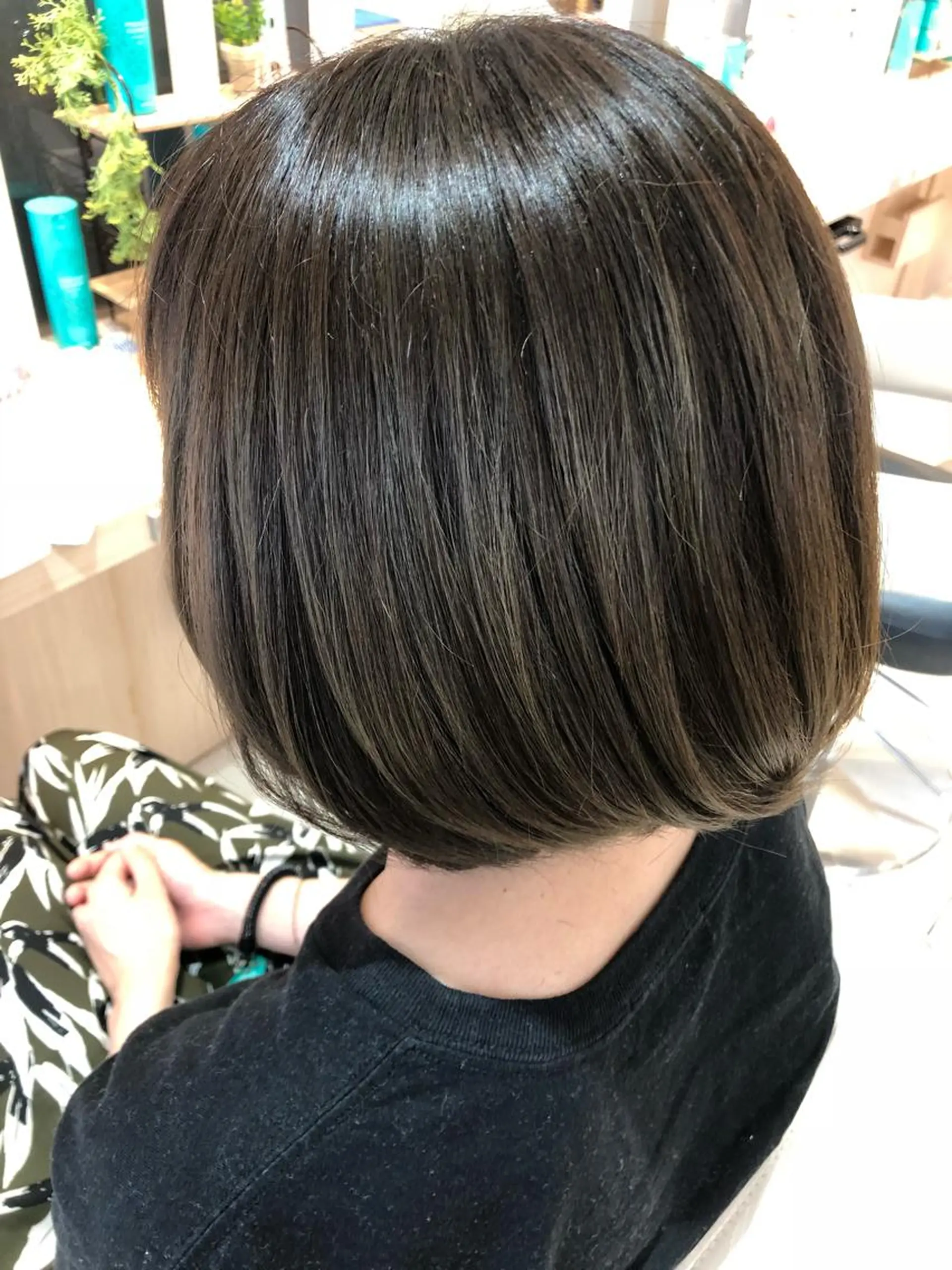 ショート 縮毛矯正/髪質改善 継続する美髪のヘアスタイル