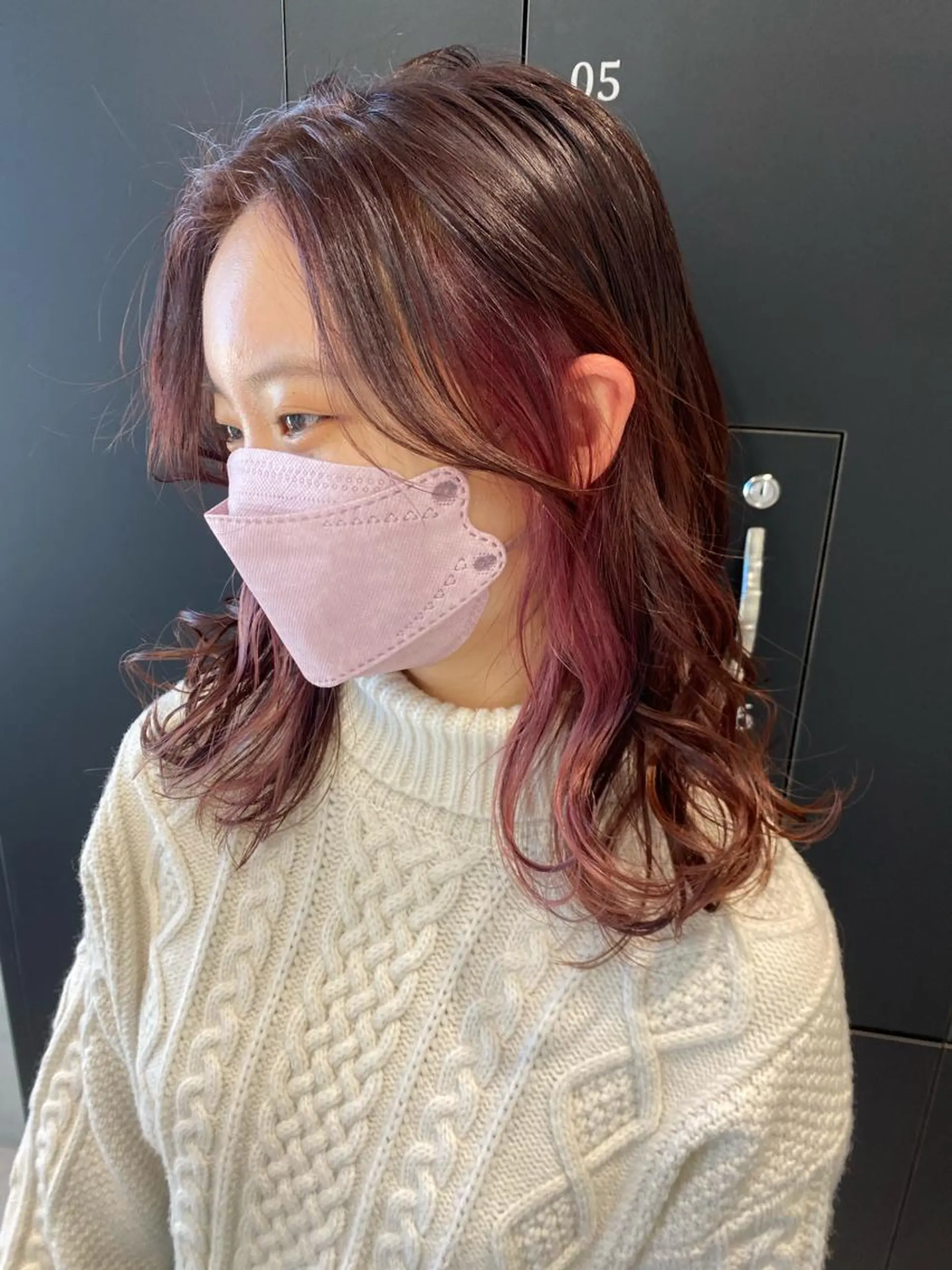 ミディアム カラー ヘアアレンジ アイブロウ イヤリングカラー インナーカラー ピンクカラー 眉カラー Rene'所属・当日予約⭕️ JUNYAのヘアスタイル