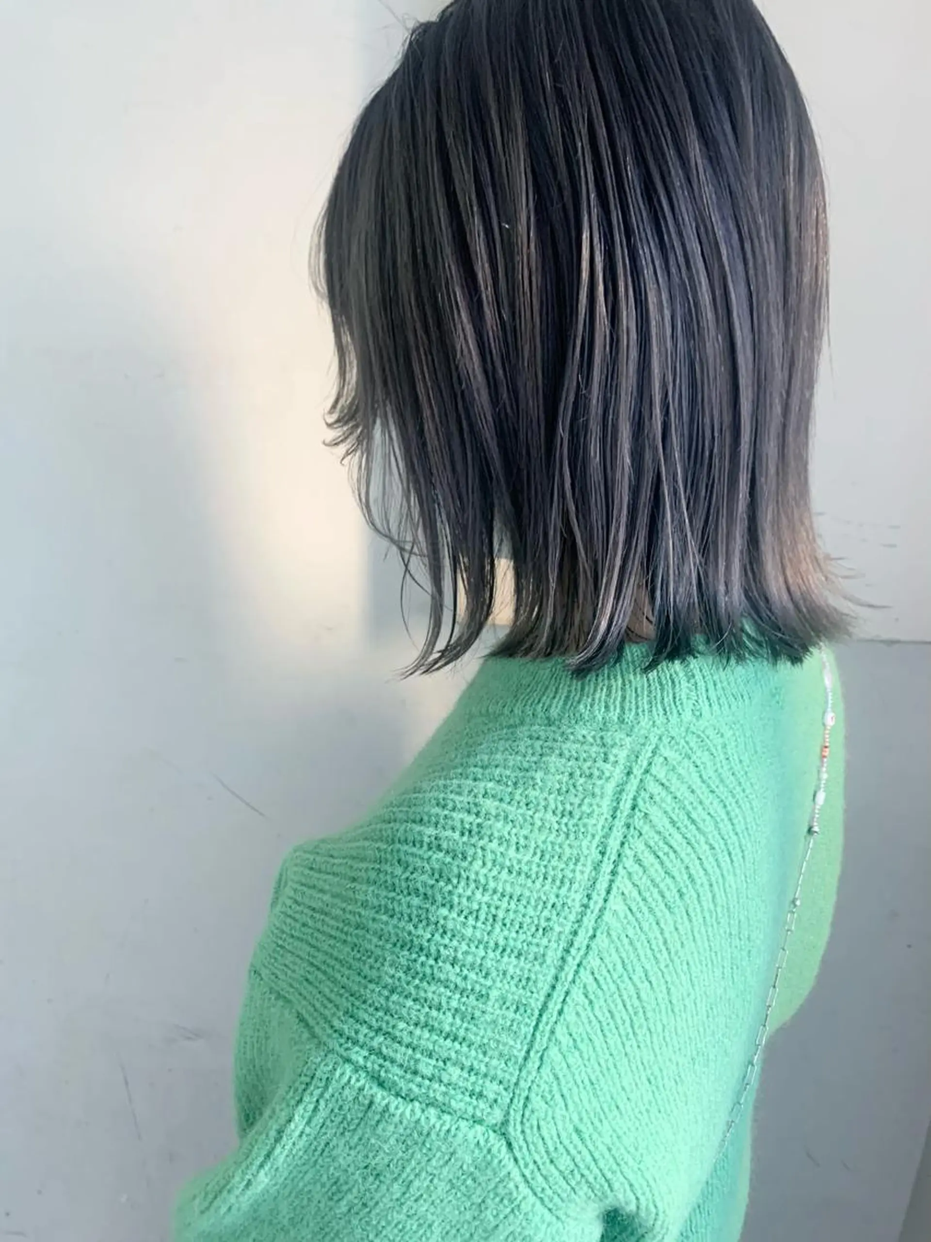 ミディアム カラー 切りっぱなしボブ ベージュカラー ブリーチ ケアブリーチ デザインカラー カット ヘアカラー トリートメント 🦕ウルフカット 🦕ａｋｉｈｏのヘアスタイル