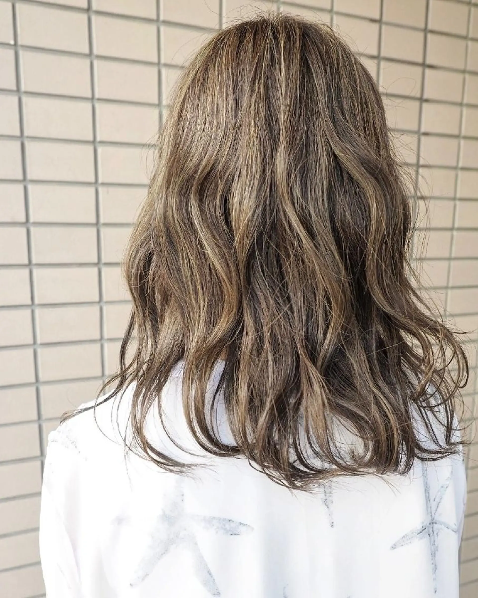 セミロング ハイライト キノシタ ナオユキのヘアスタイル