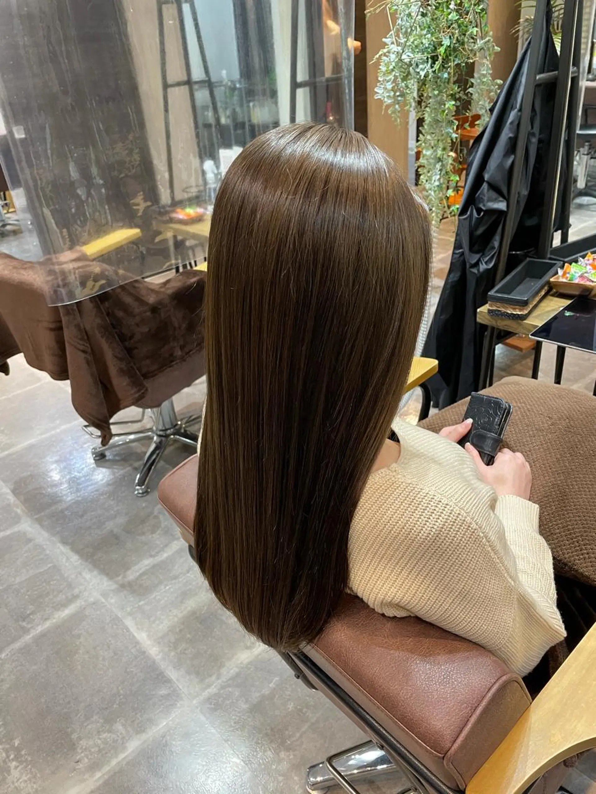 カラー カット 縮毛矯正 newiGRANDE 🌈萩原聖也のヘアスタイル