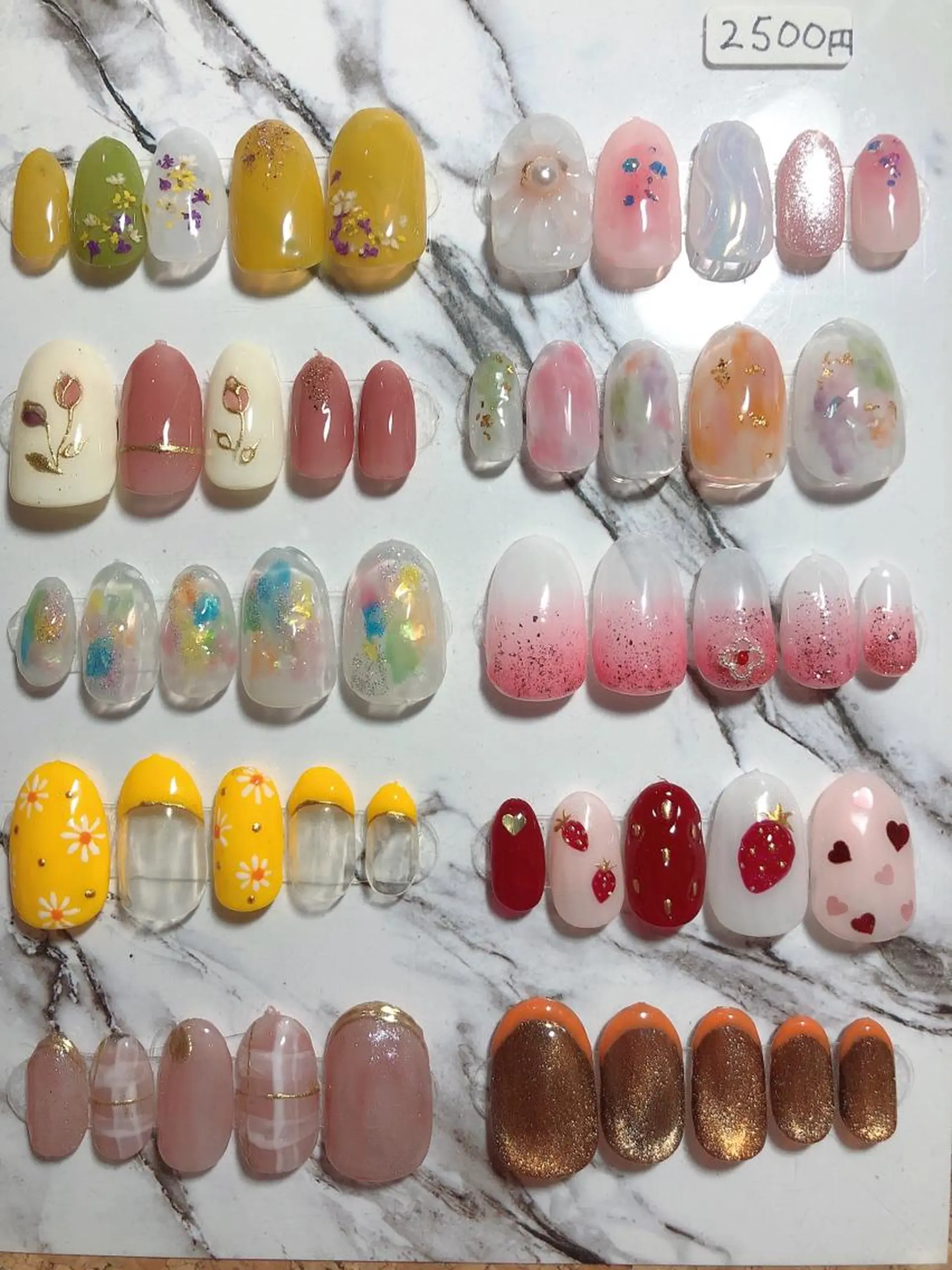 ネイル ハンドネイル MIMINENE NAILのネイルデザイン