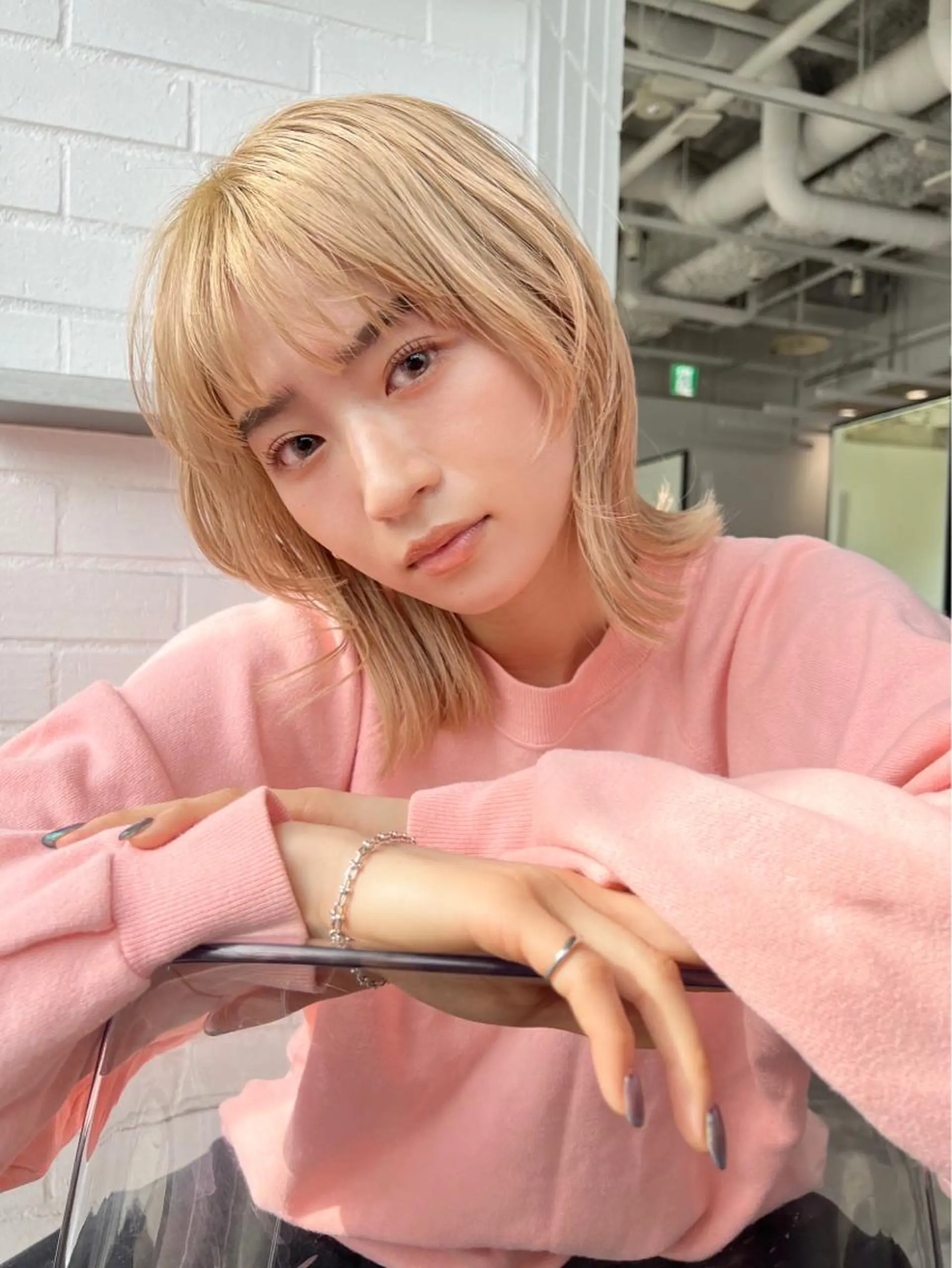 ミディアム 💥ウルフカット デザインあんな💥のヘアスタイル