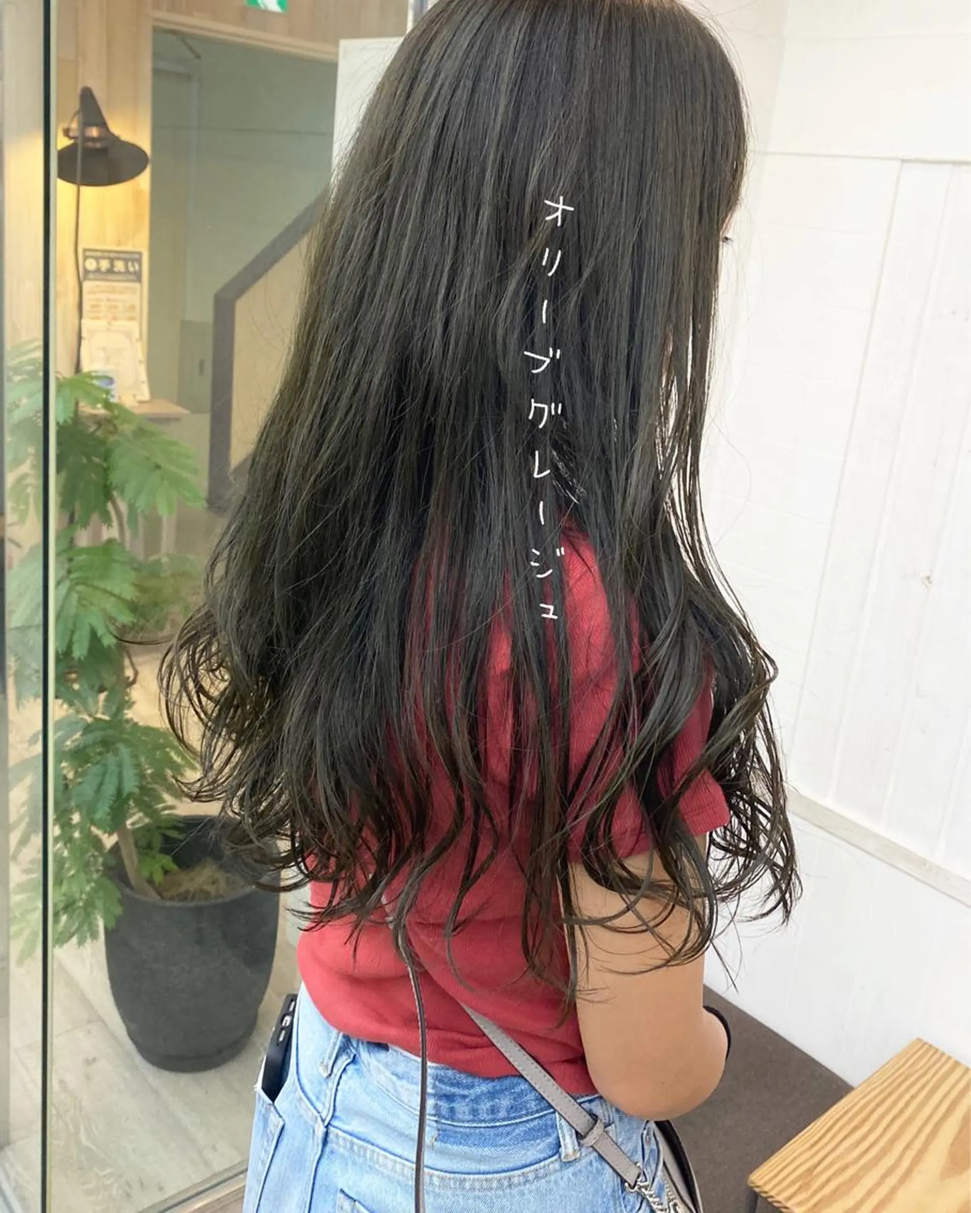 セミロング ☀️透明感color KURO☀️のヘアスタイル