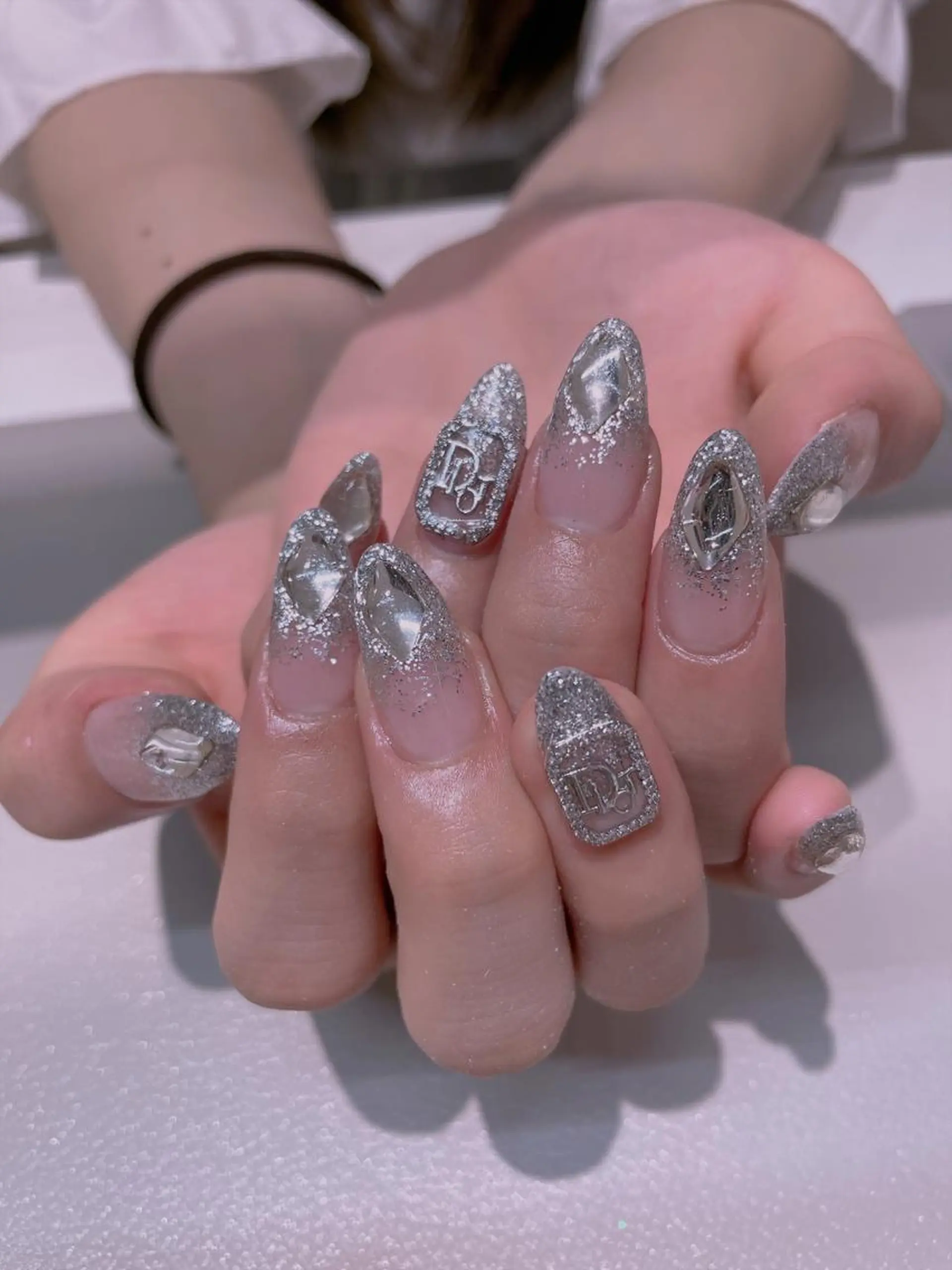 ネイル 美爪パラジェル導入店 Sunnilyのネイルデザイン