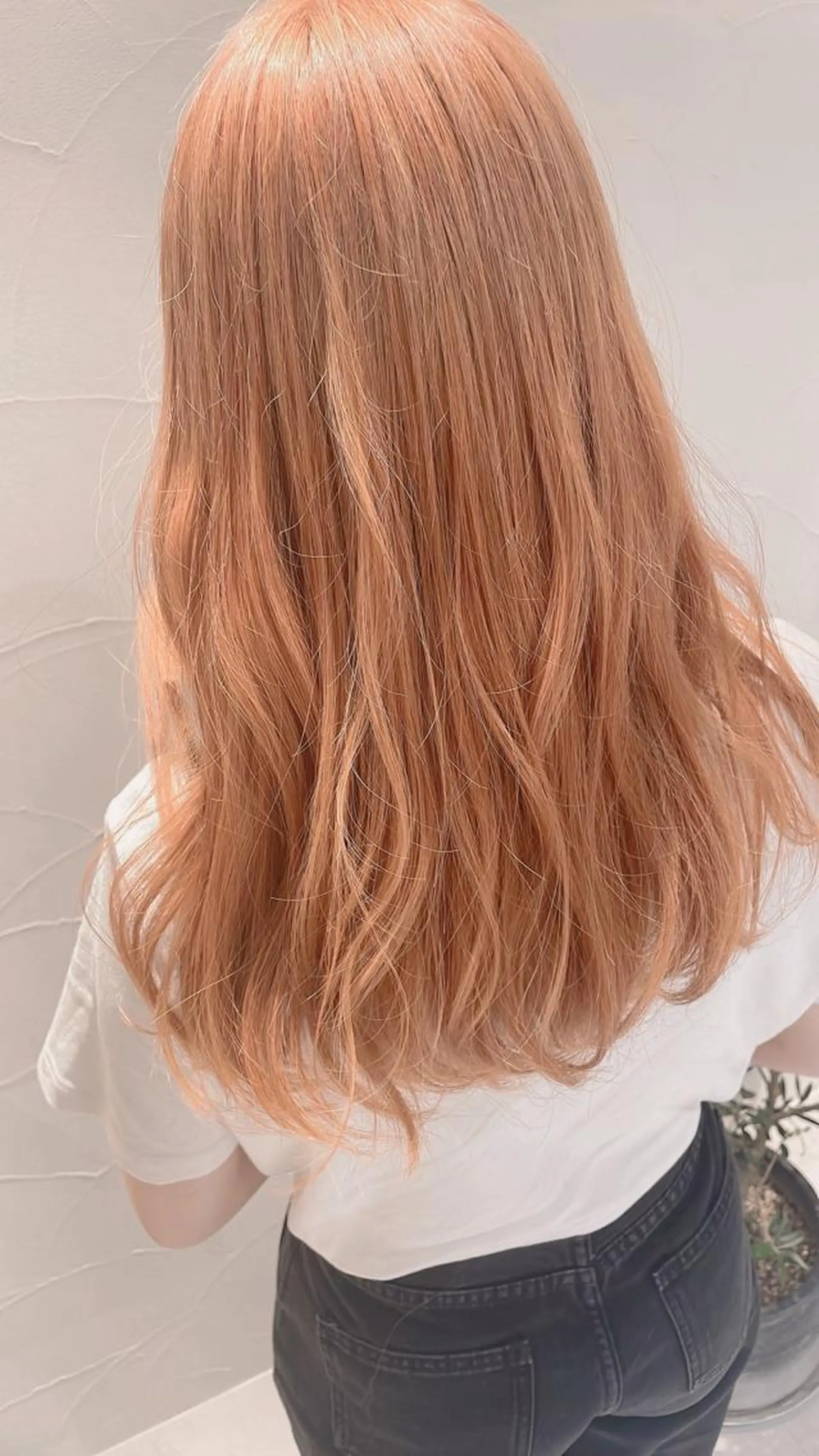 セミロング カラー ベージュカラー オレンジ オレンジベージュ カット ヘアカラー Hitotose代表 中島和樹のヘアスタイル