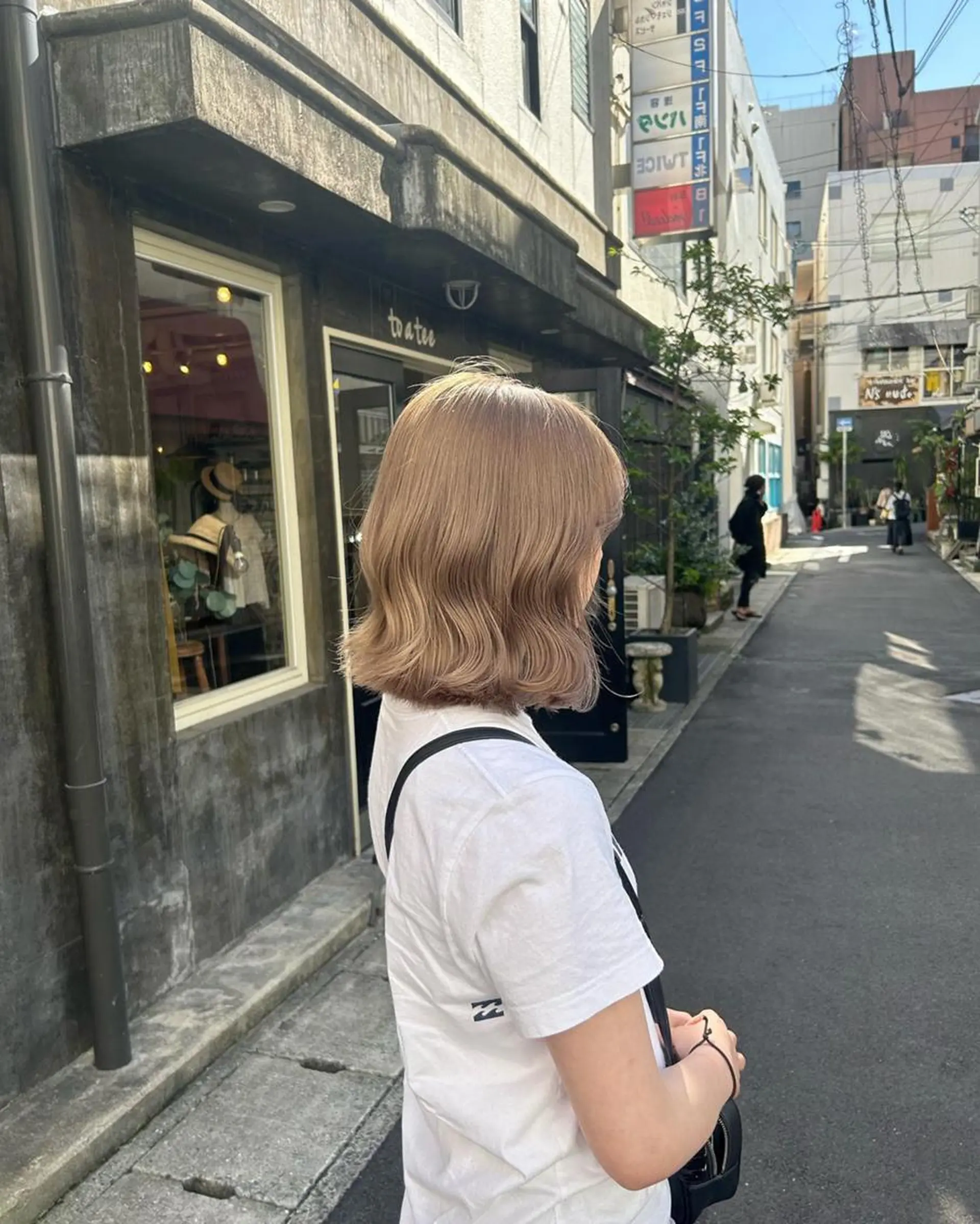 ショート カラー メンズ メンズブリーチ メンズハイトーン ベージュカラー ブリーチ 透明感カラー 🩷Eny terrace🩷のヘアスタイル