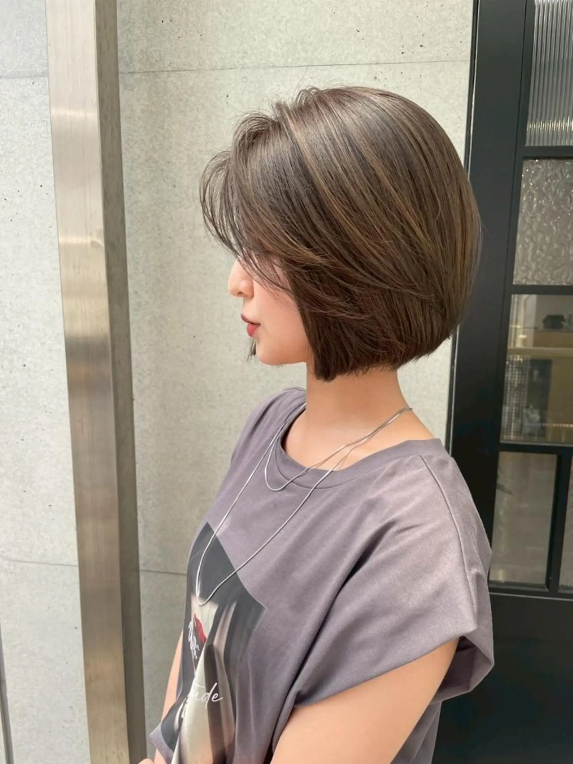 ショート カラー アディクシーカラー アッシュ バレイヤージュ ミストバング ブリーチ カット ヘアカラー トリートメント 初めでも安心🌟 newi町田✂のヘアスタイル