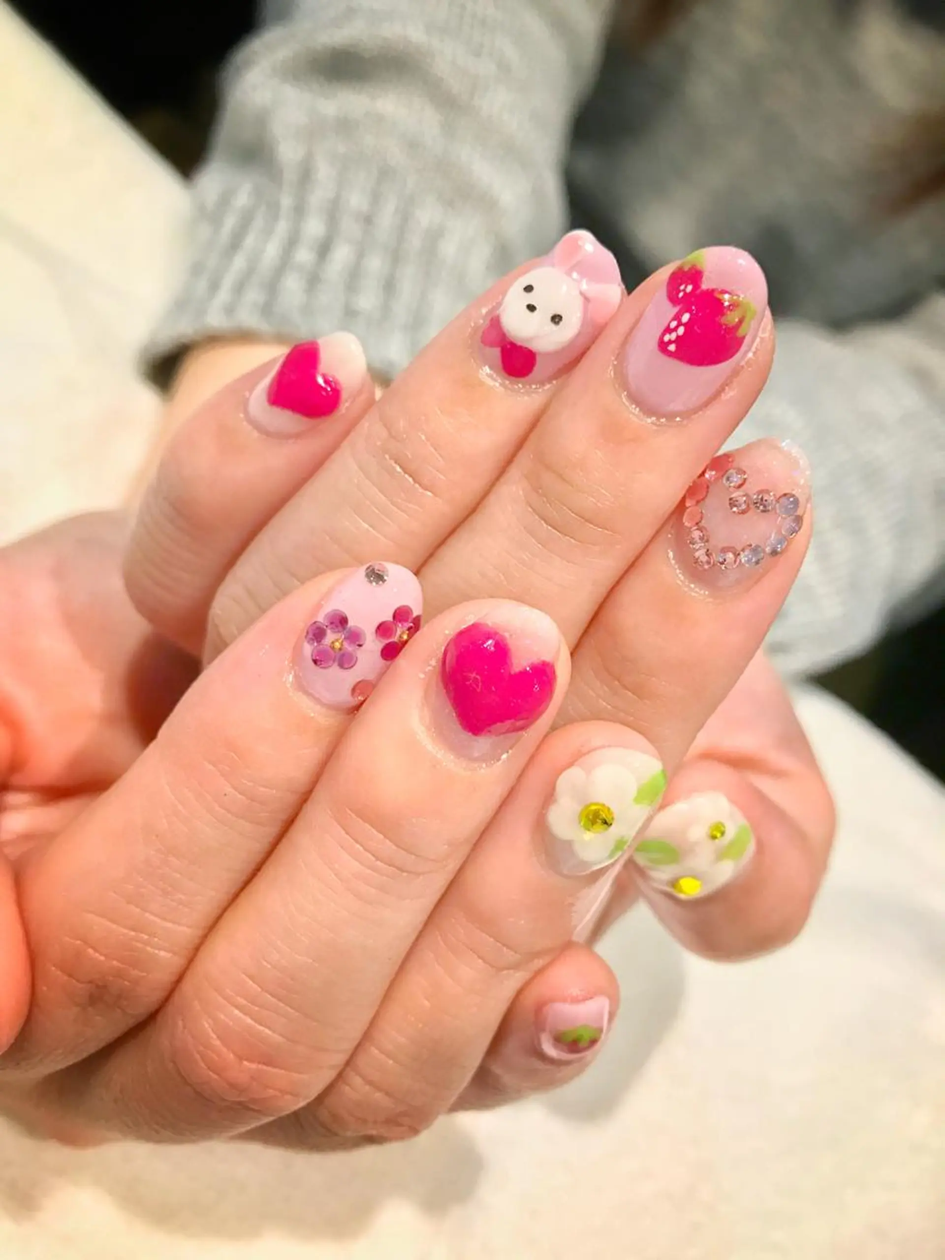 ネイル NARUMI HYODOのネイルデザイン