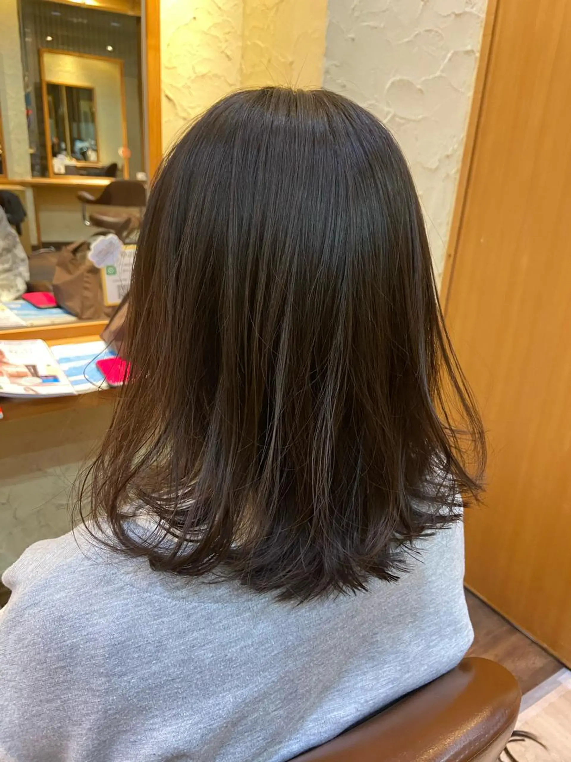 ミディアム 鎌田 祥江のヘアスタイル