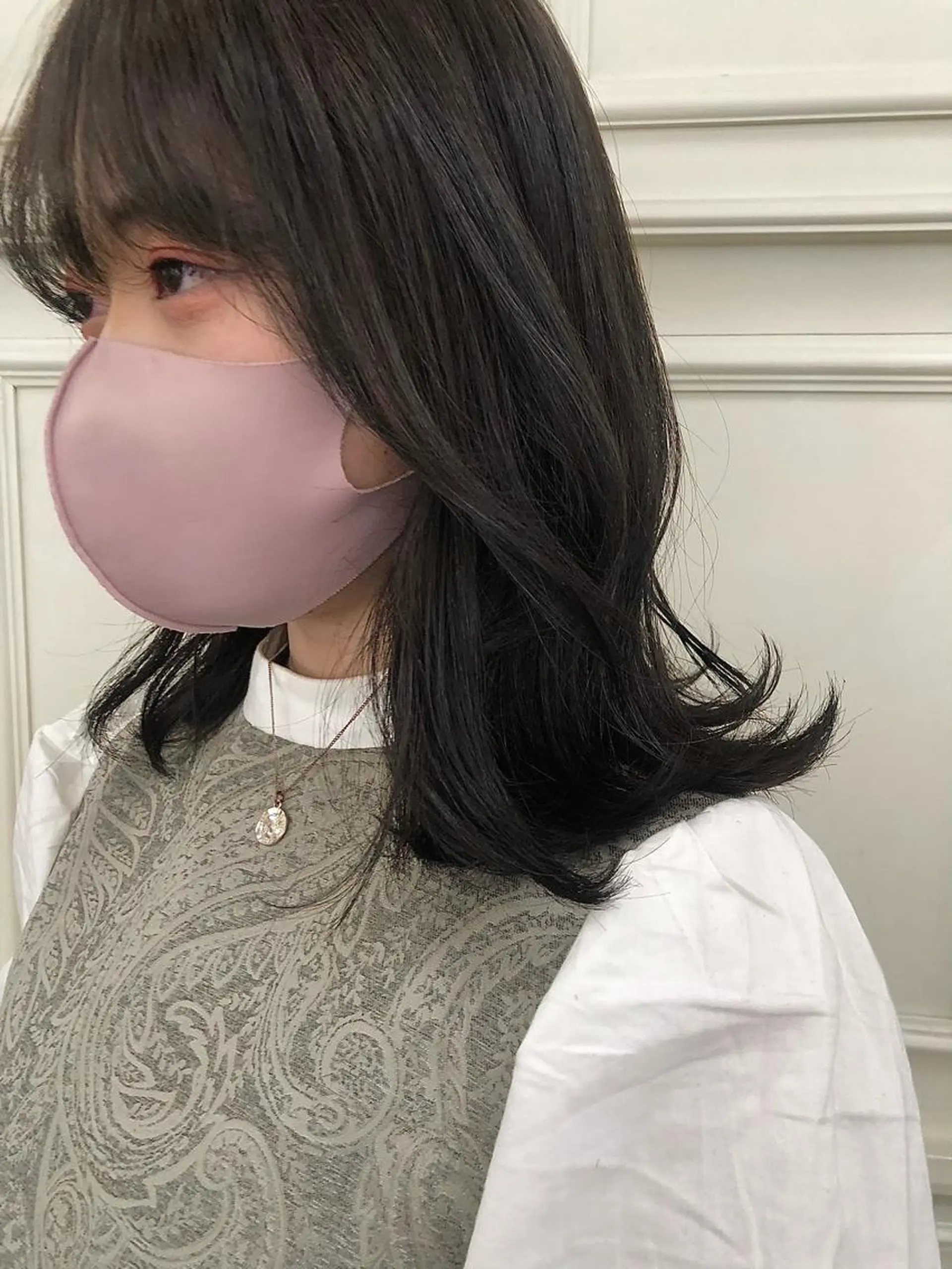 ミディアム カラー ヘアアレンジ 透明感カラー ヘアカラー トリートメント 抜け感ボブ×パーマ |kazaneのヘアスタイル