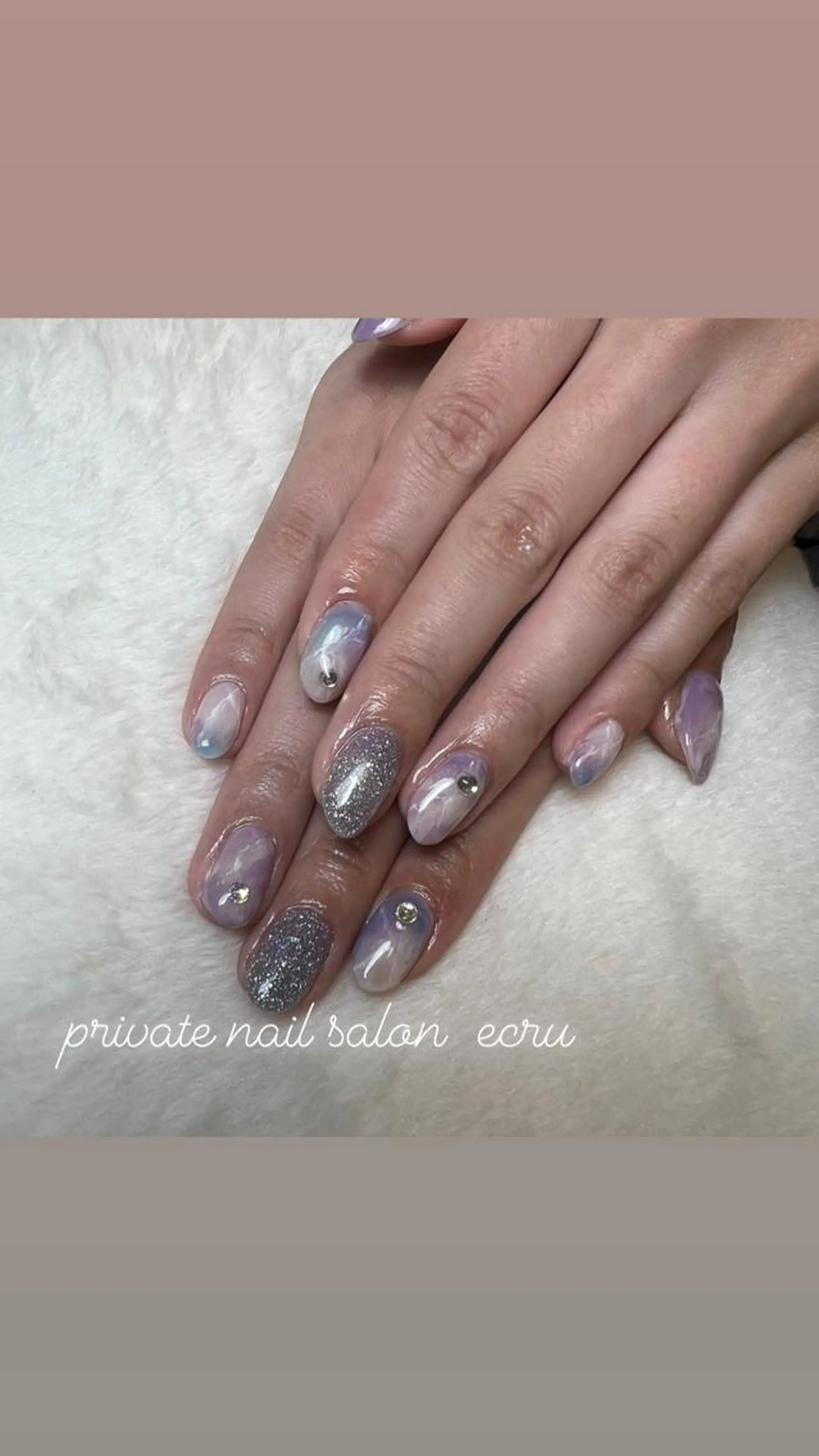 カラー ネイル ecru エクリュのネイルデザイン