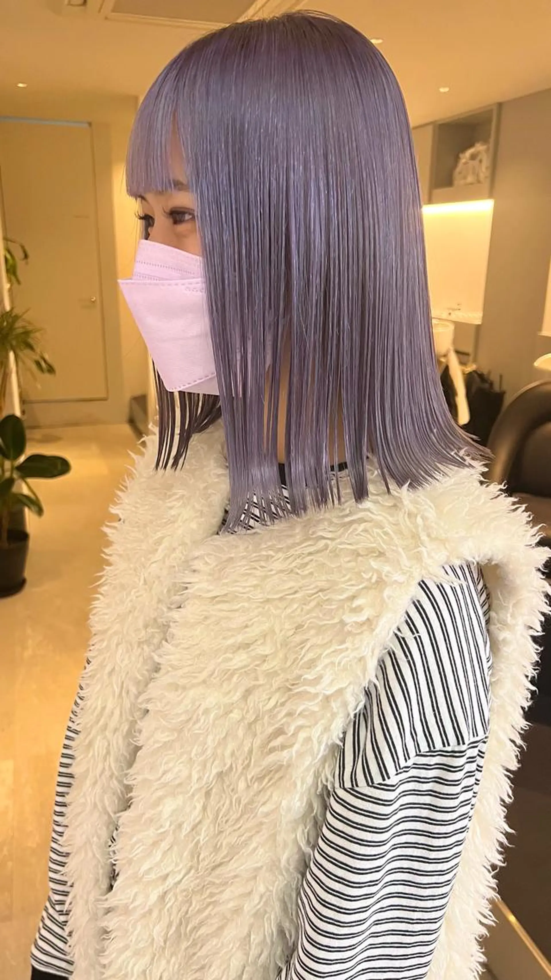 セミロング カラー ベージュカラー ブリーチ ブロンド ハイトーンカラー ラベンダーカラー RAIMA ケアハイトーンのヘアスタイル