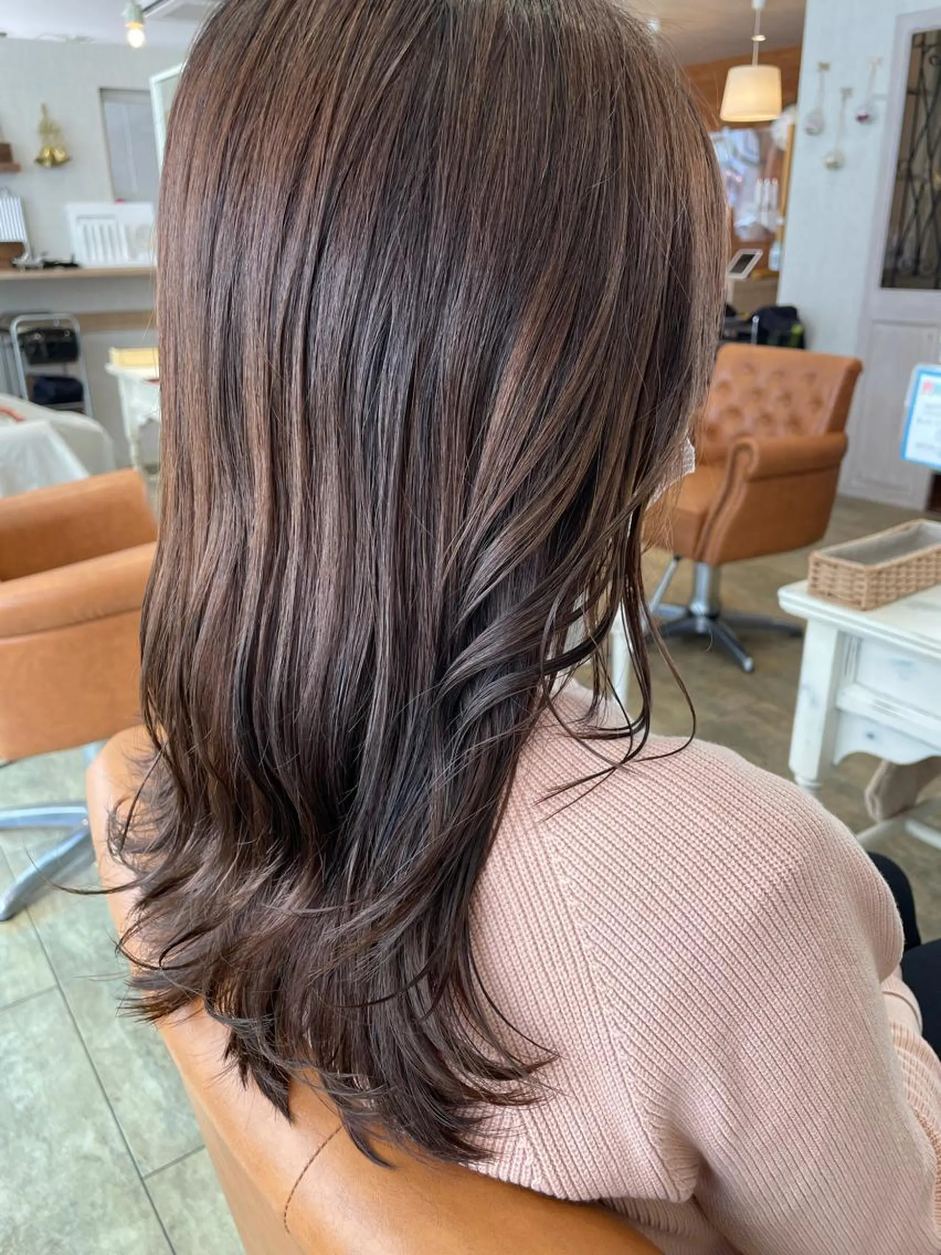 ロング 顔まわりレイヤー 顔周りカット レイヤーカット bisou_ SAEのヘアスタイル